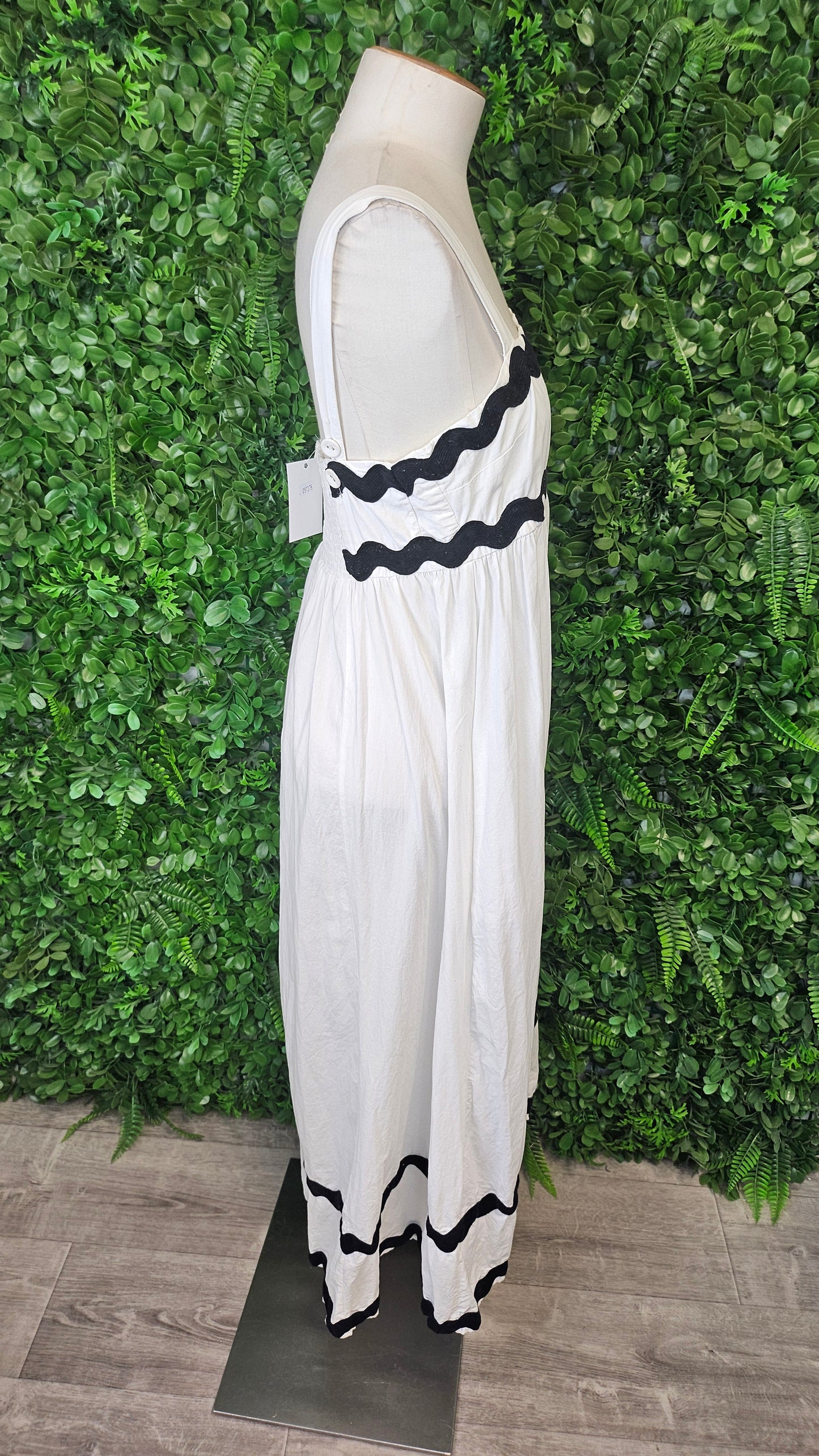 Label of Love Off White BricBrac DRess (12)