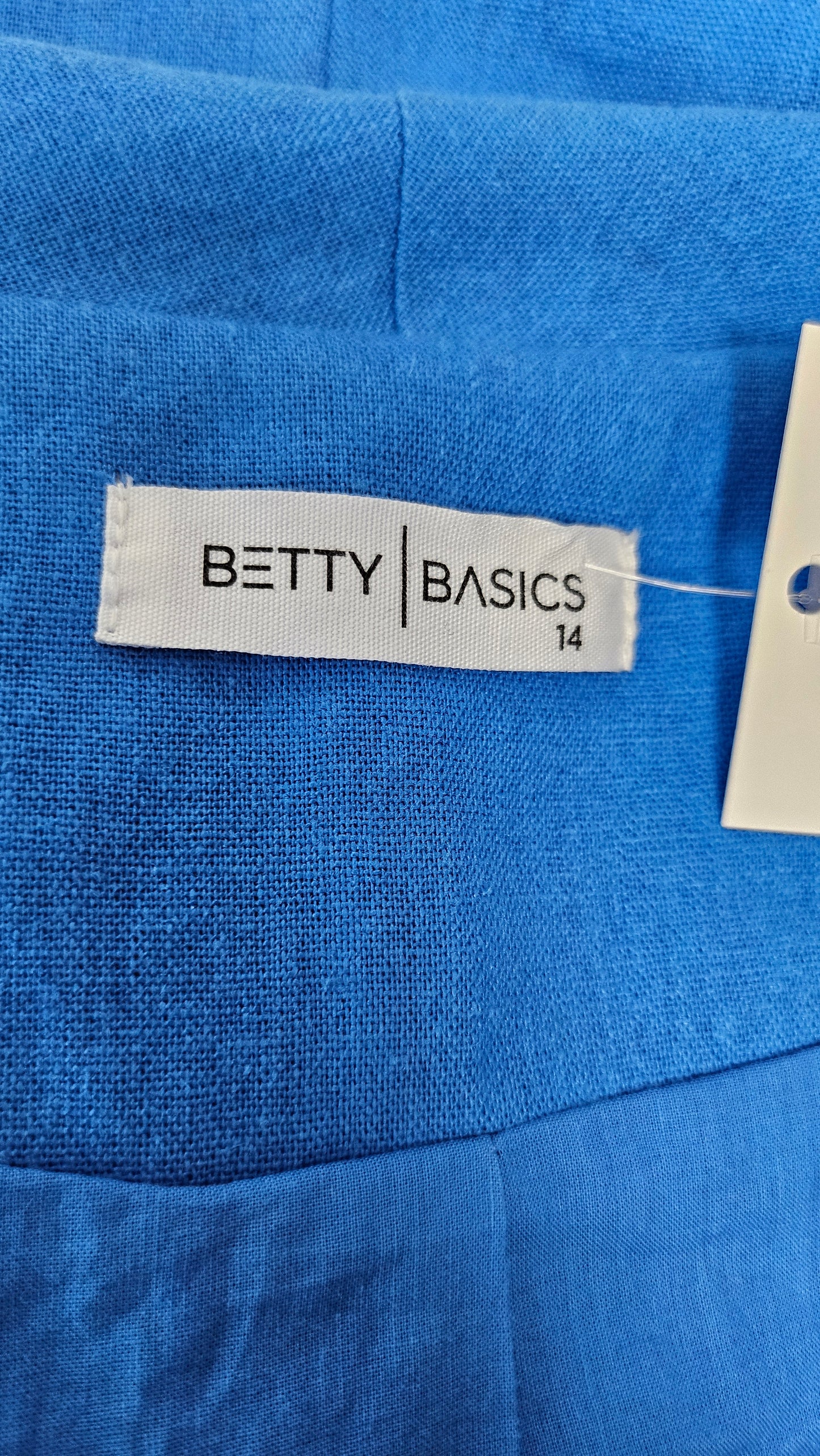 Betty Basics Blue Linen Blazer (14)