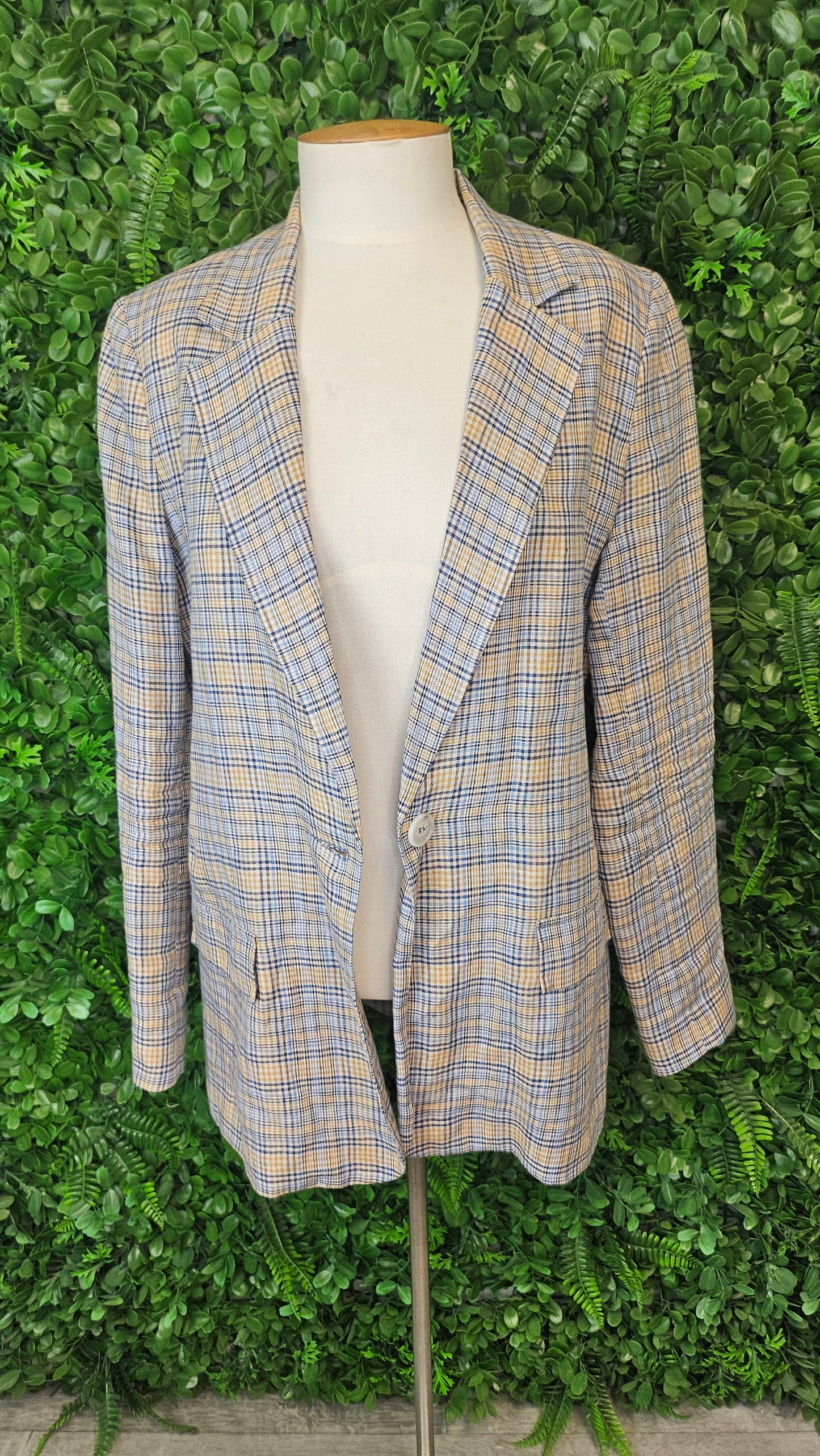 Repertoire Check Linen Blazer (10)