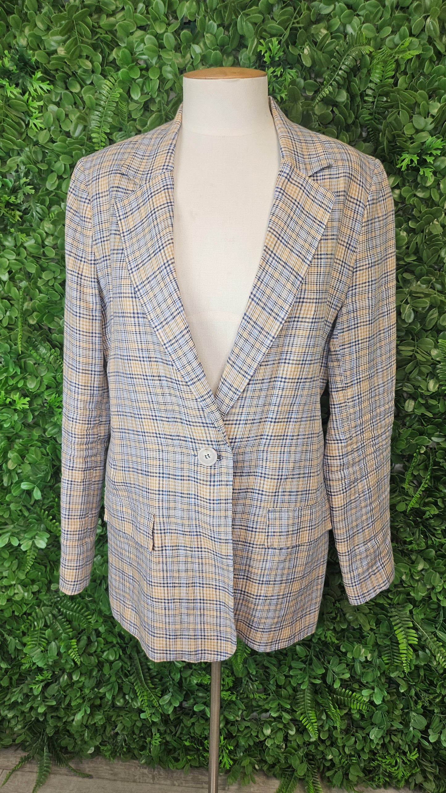 Repertoire Check Linen Blazer (10)