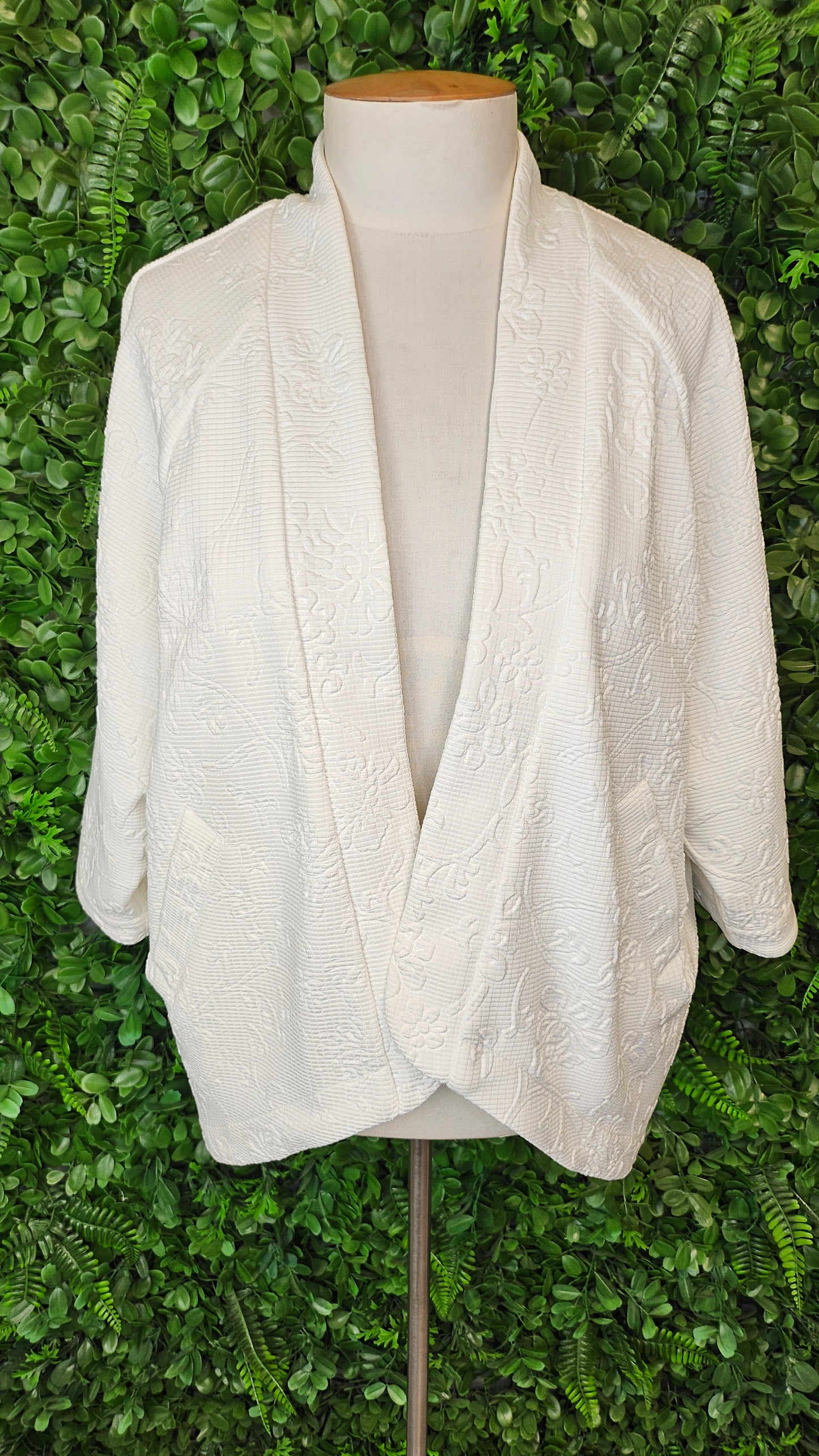 Ketz-ke Cream Textured Kimono Jacket (14)