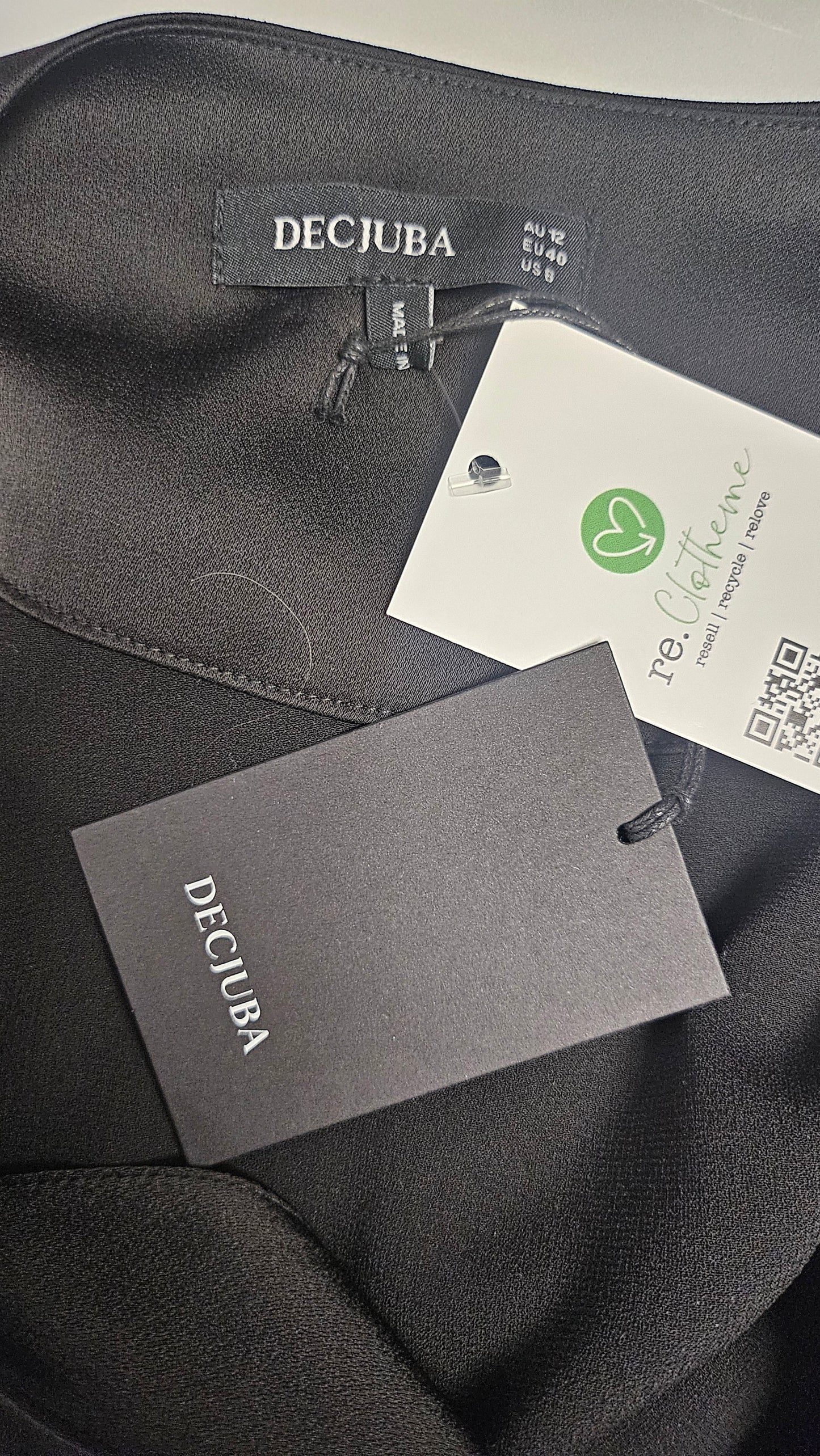 Decjuba Black Alex Satin Top BNWT (12)