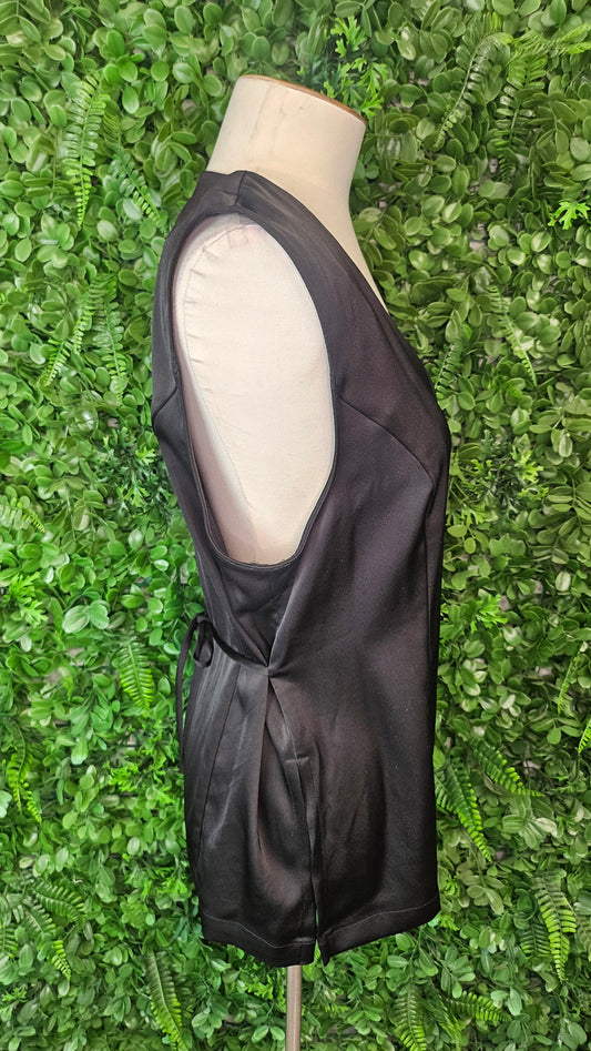 Decjuba Black Alex Satin Top BNWT (12)