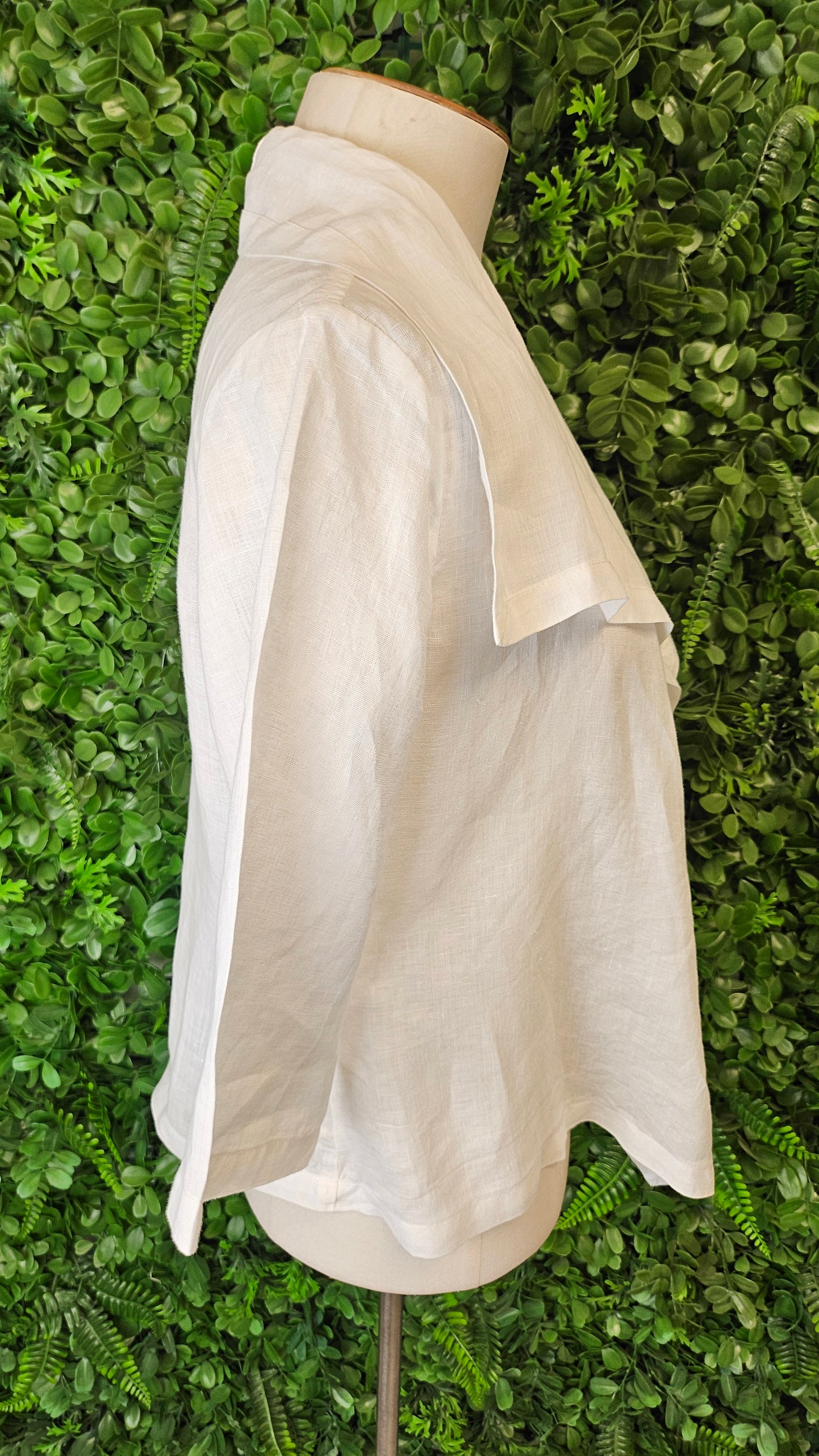 See Saw White Crop Linen Jacket (8)