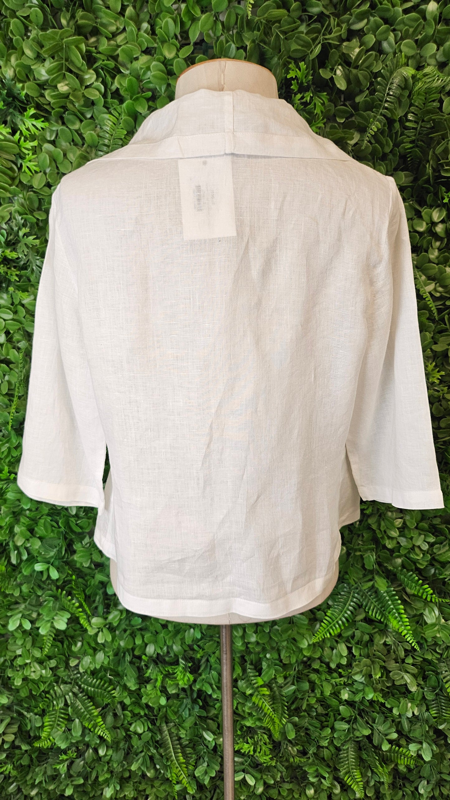 See Saw White Crop Linen Jacket (8)