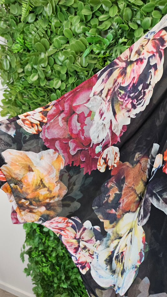 Italian Affair Black Floral Silk Floaty Top (12-16)