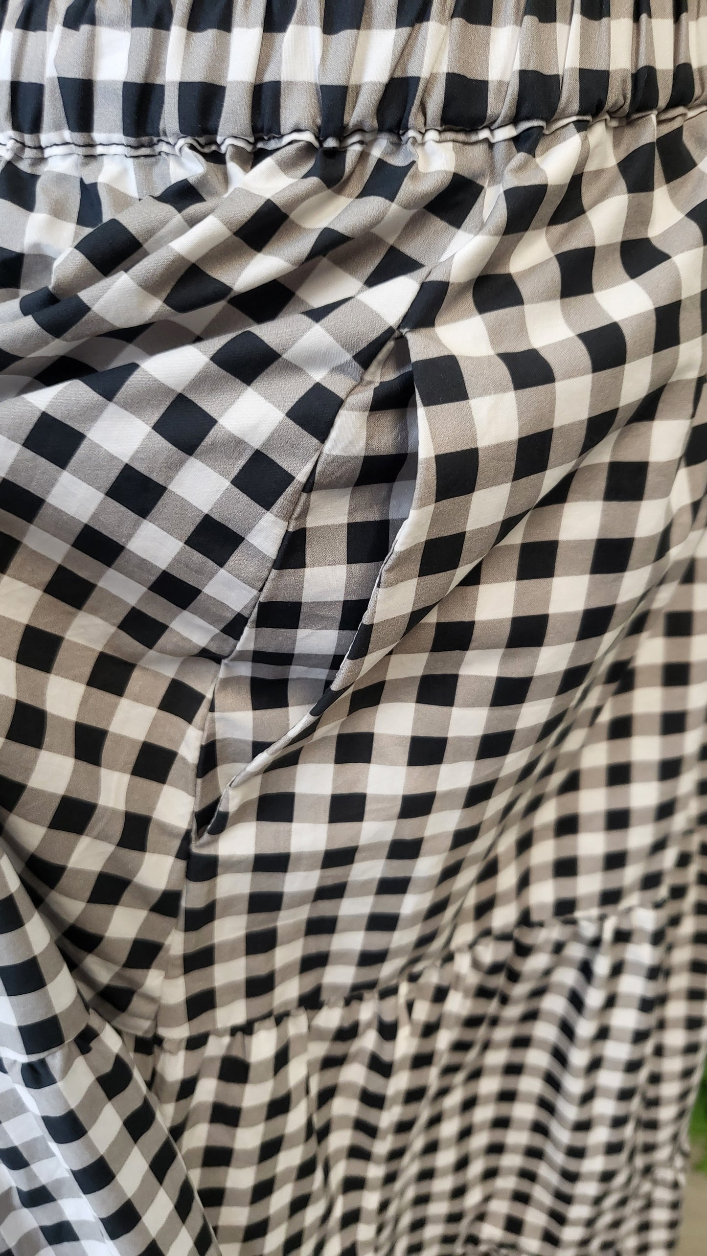 Dear Sutton B/W Gingham Tiered Skirt (12)
