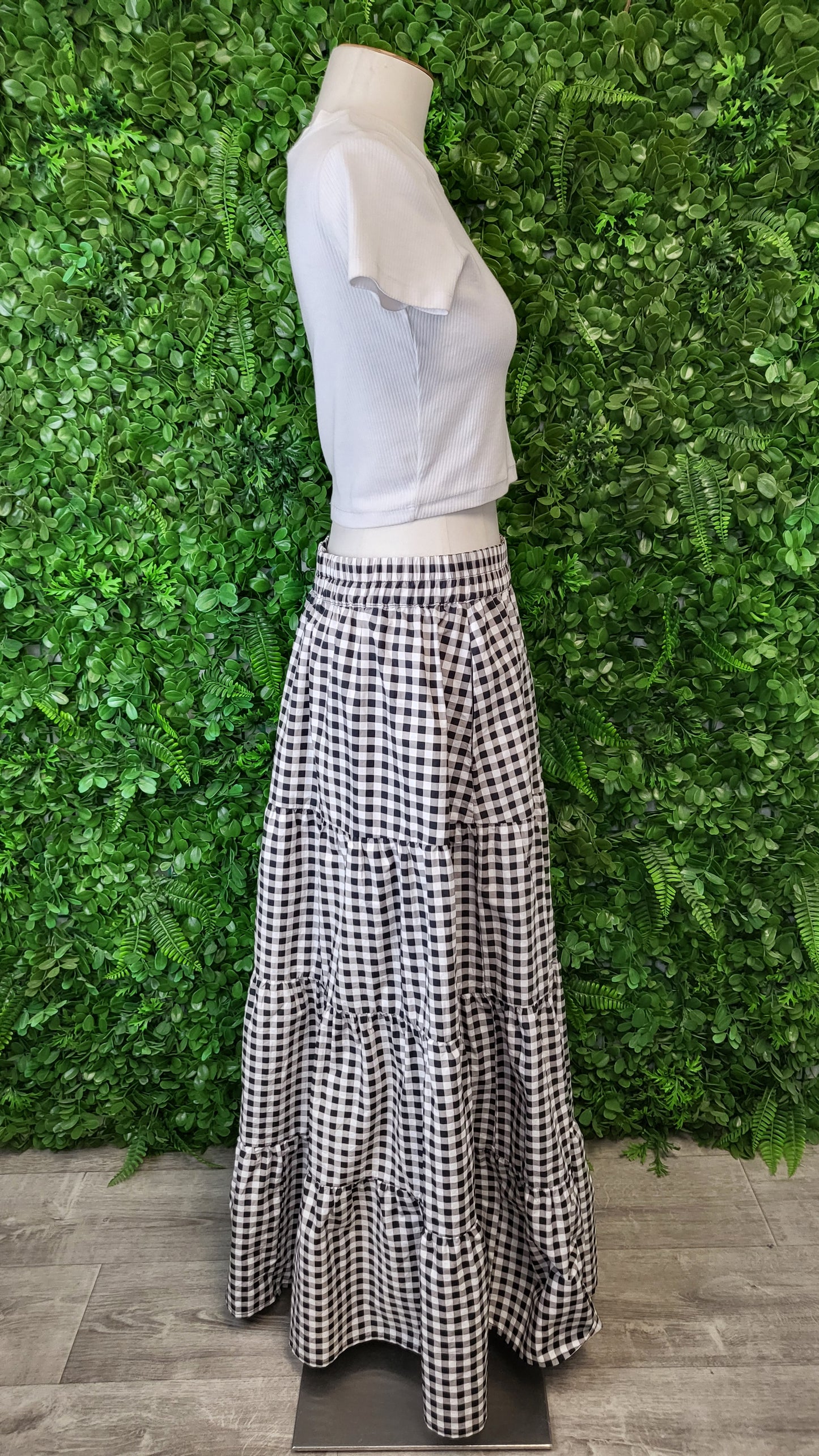 Dear Sutton B/W Gingham Tiered Skirt (12)