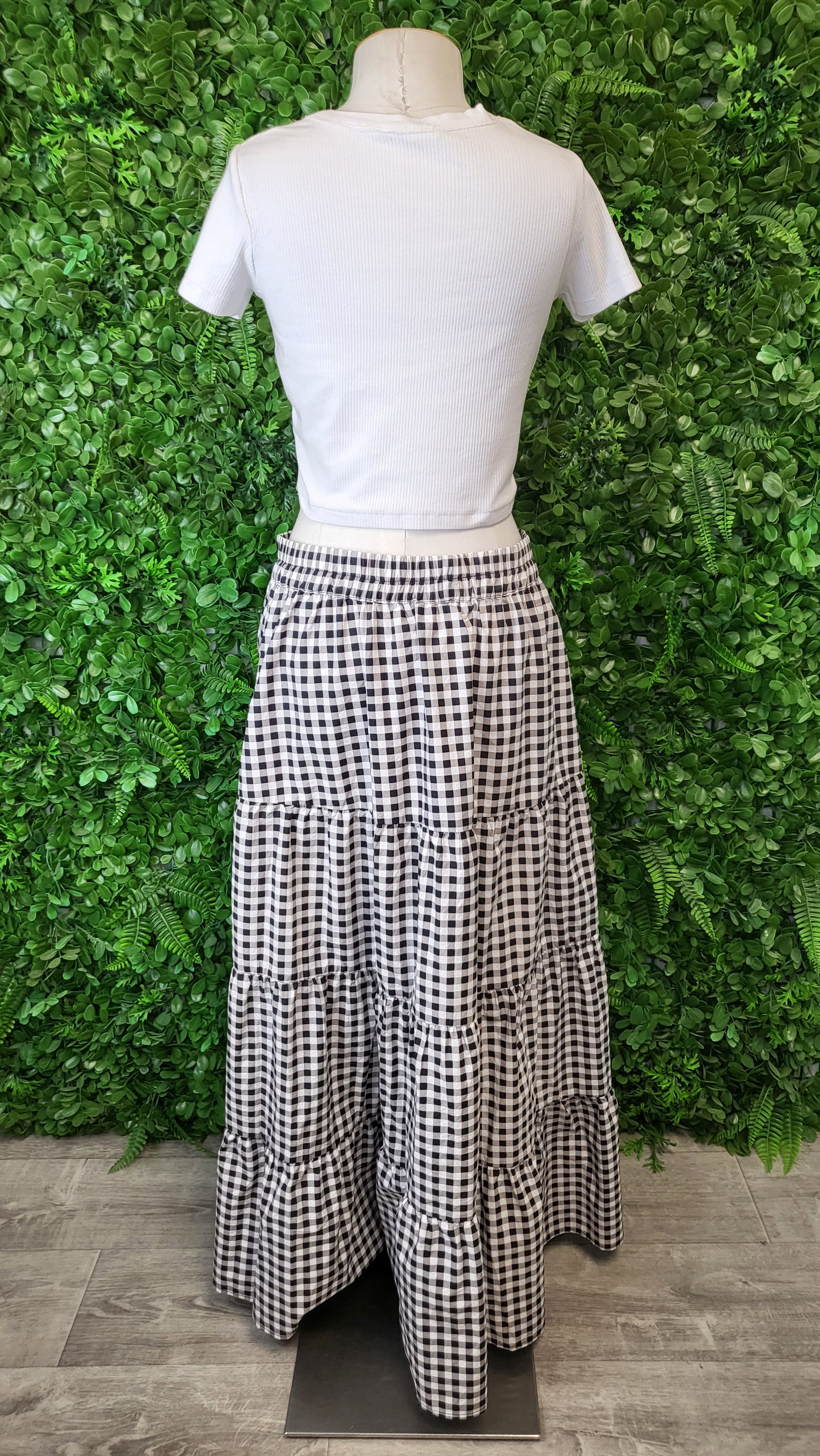 Dear Sutton B/W Gingham Tiered Skirt (12)