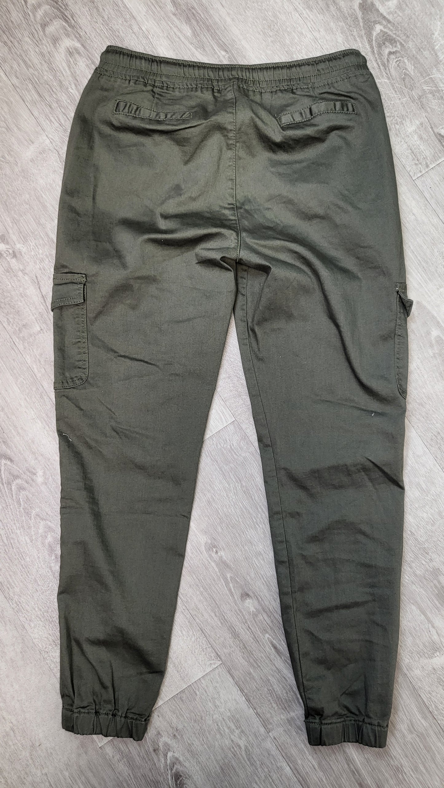 Wakee Olive Cargo Pant BNWT (14)