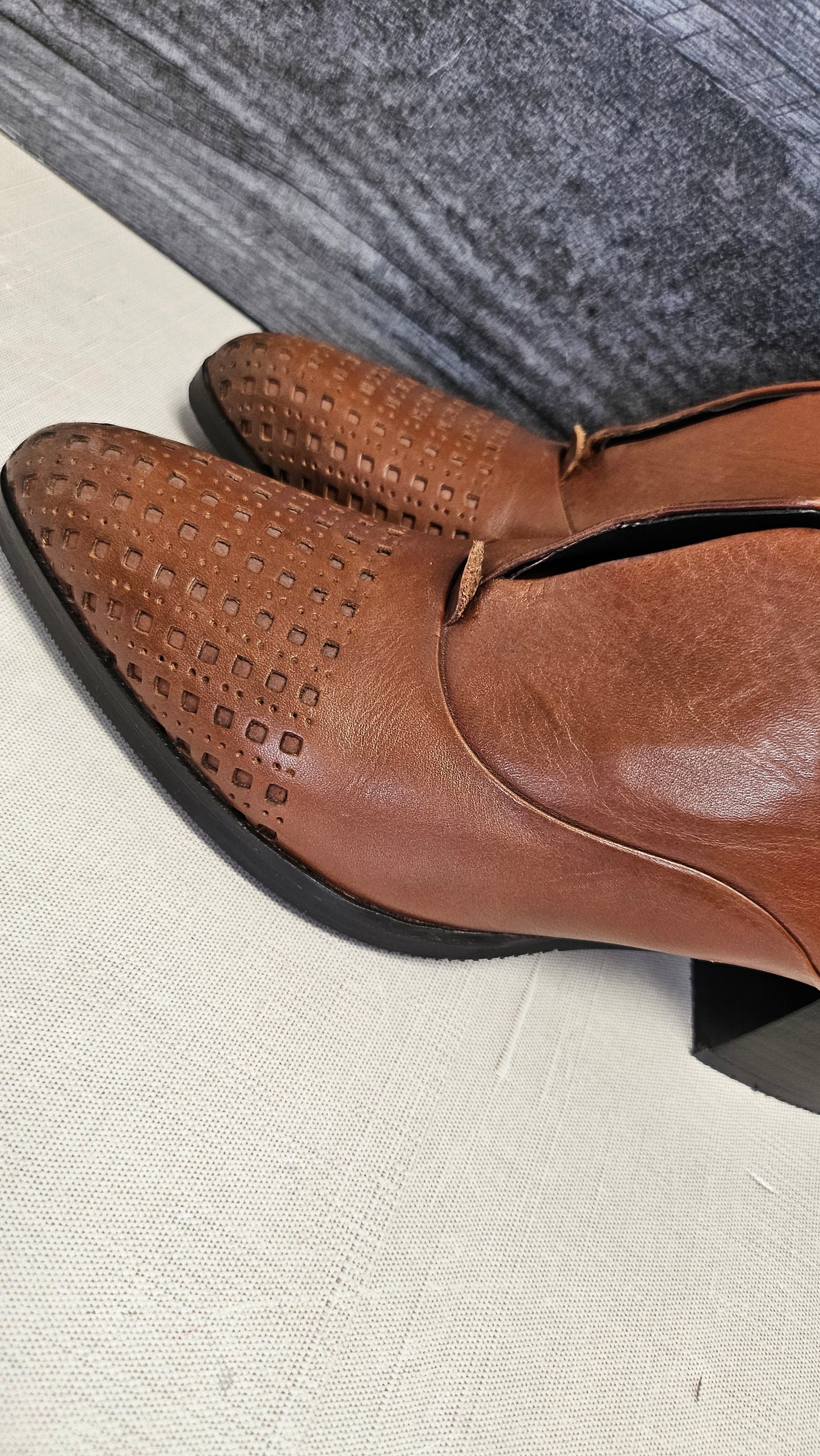 Bruno Premi Tan Leather Slip On Heel (39)
