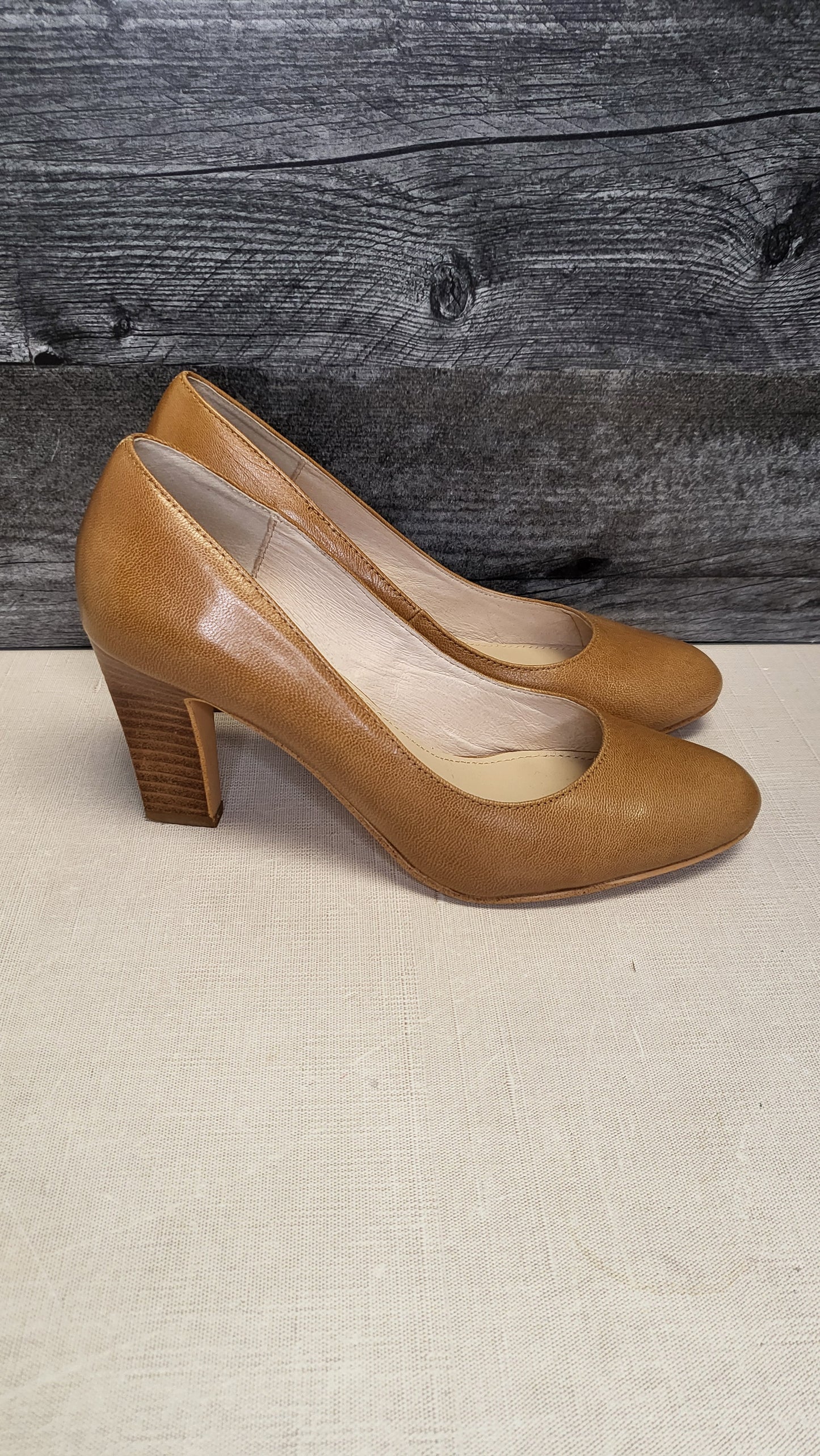 Isabella Anselmi Tan Leather Heel (39)