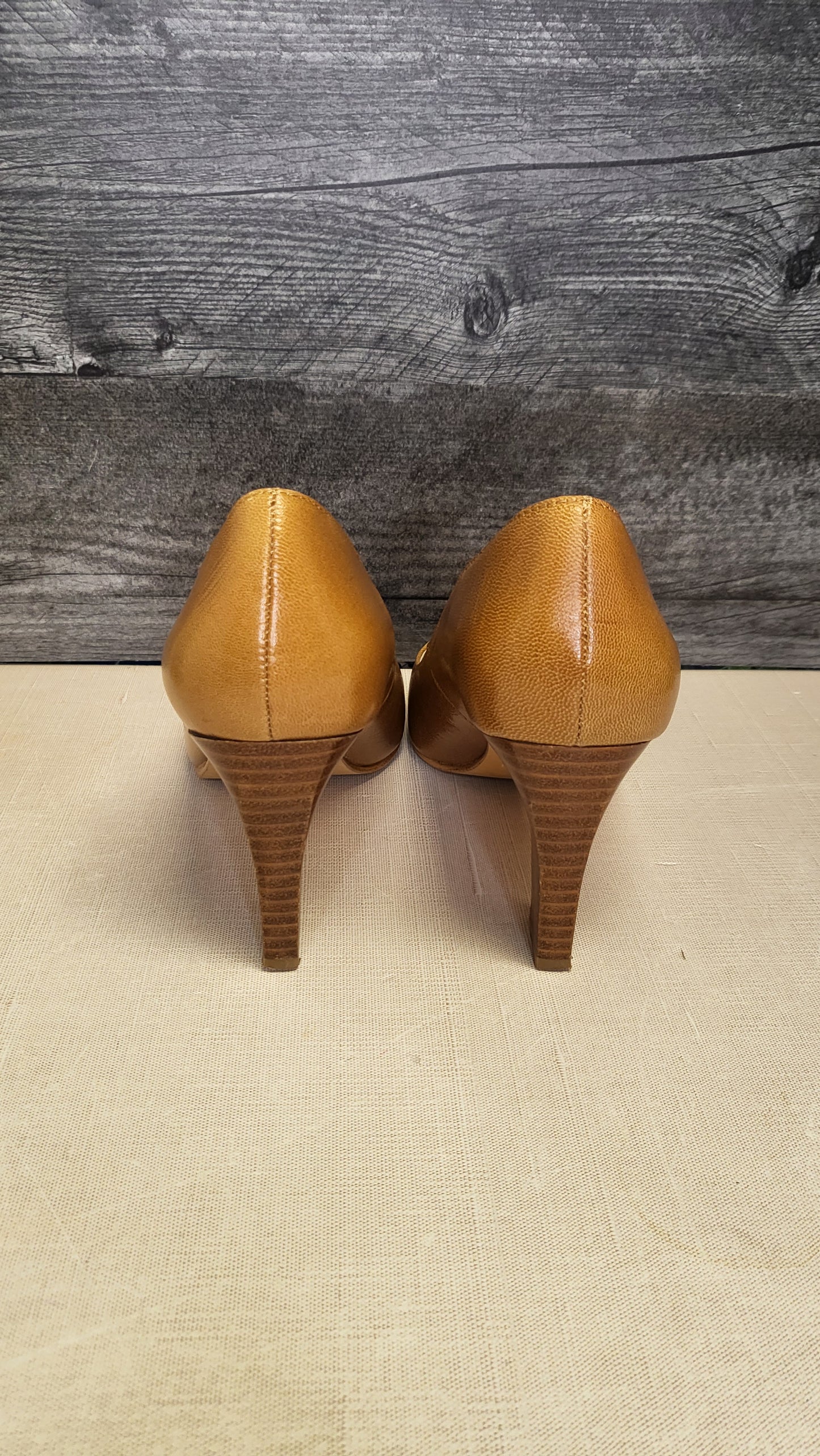 Isabella Anselmi Tan Leather Heel (39)