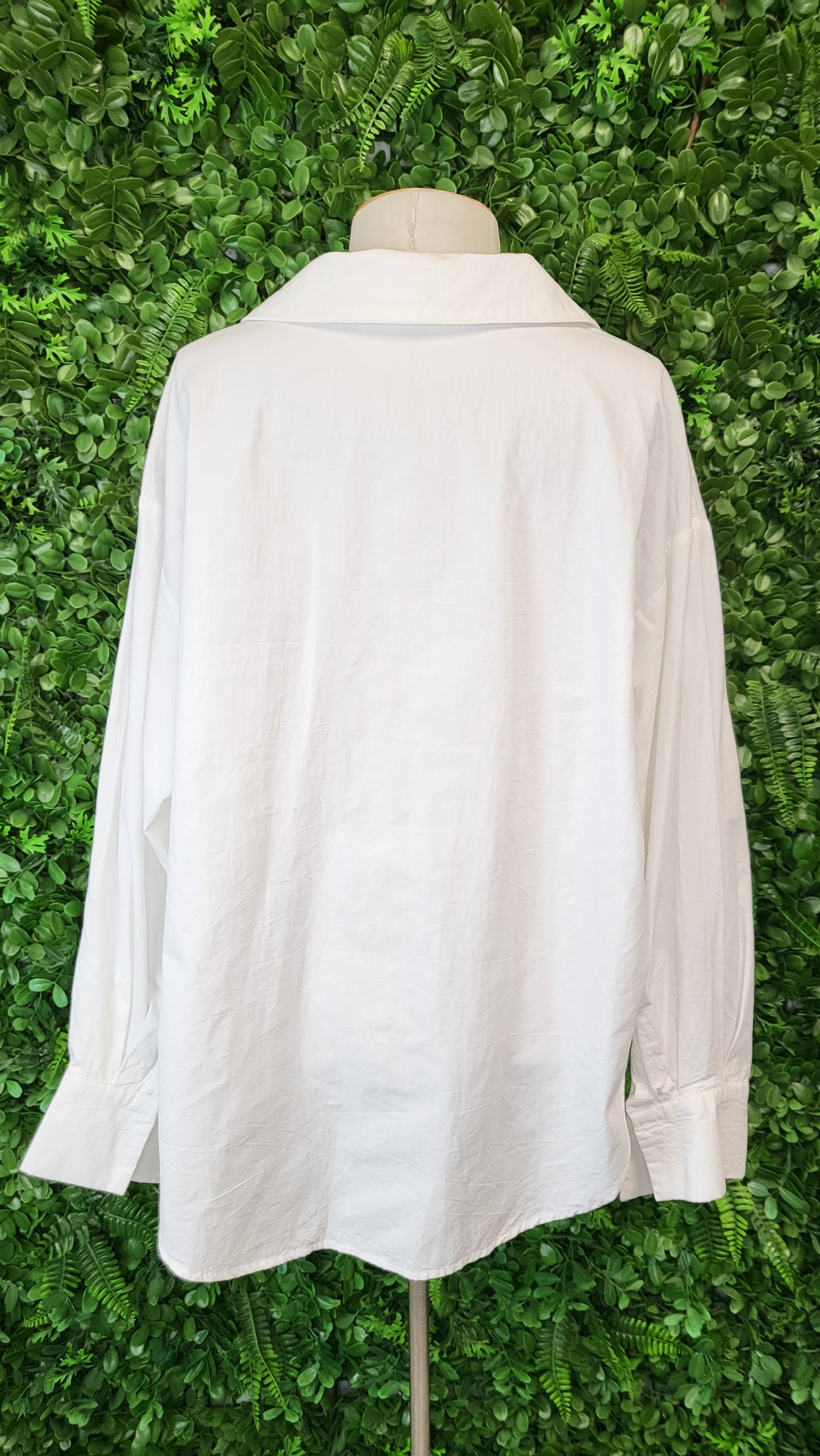 Unknown White Tie Front Shirt (14-16)