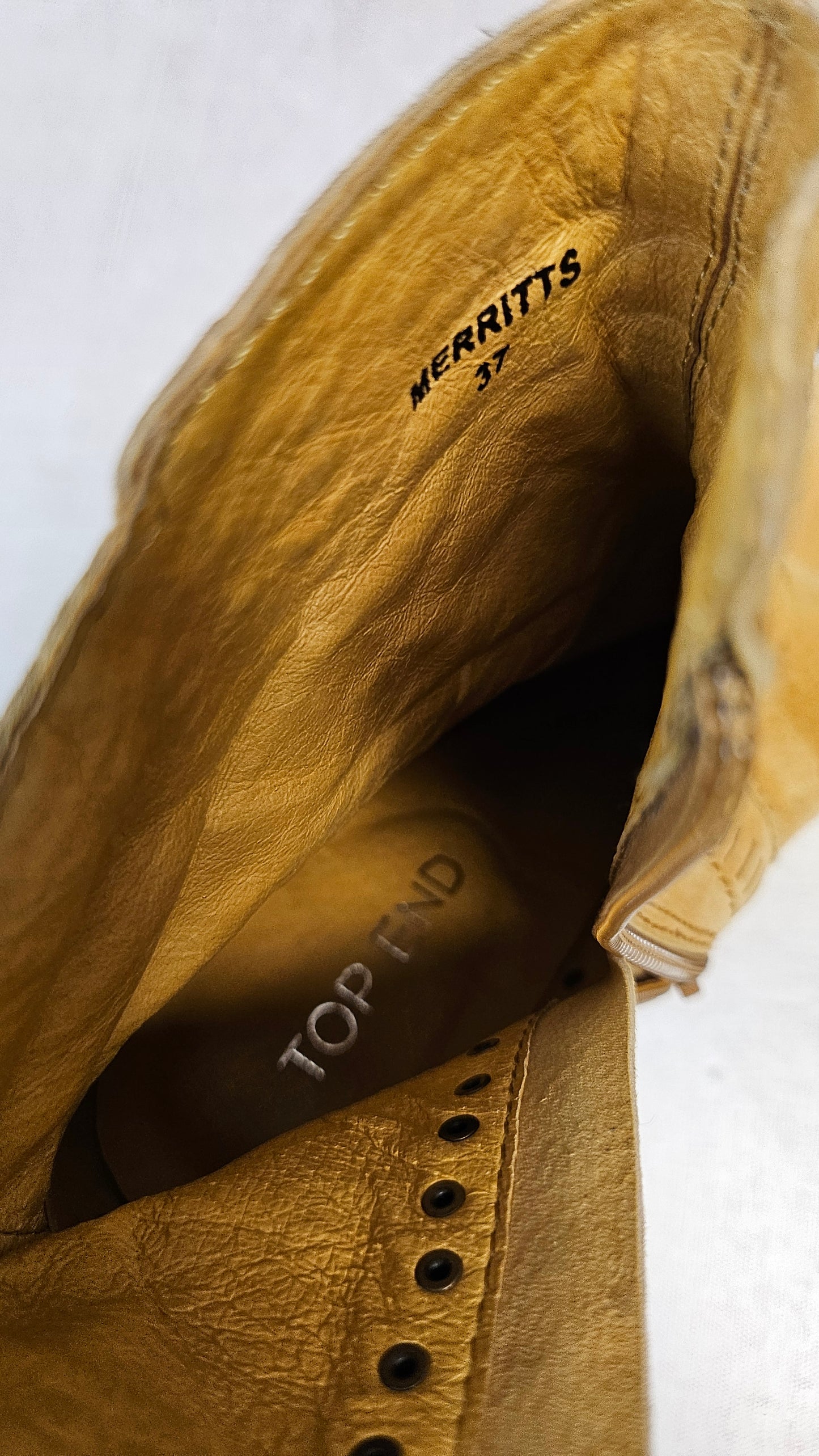 Top End Mustard Suede Ankle Boot (37)