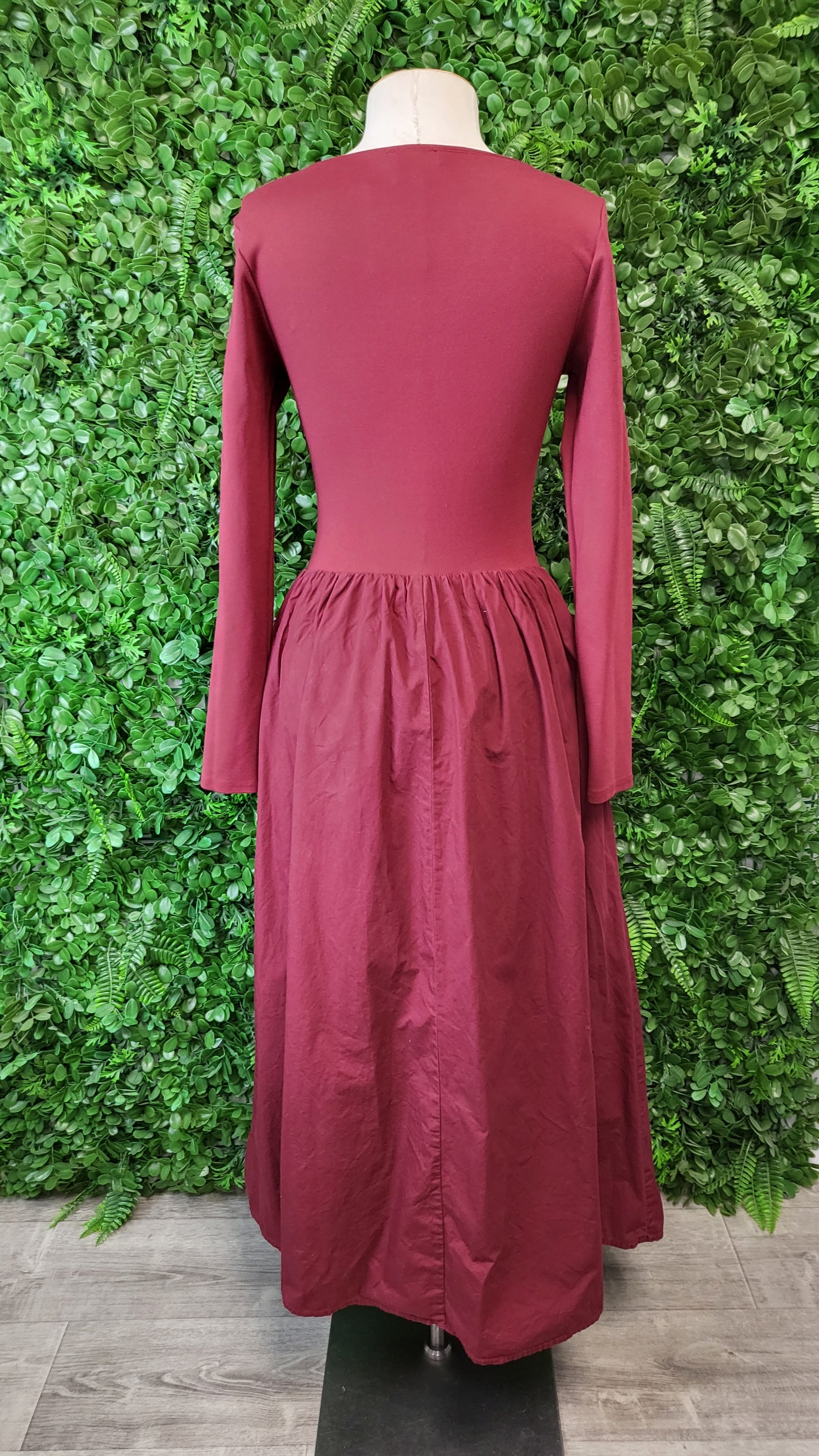 Atmos & Here Wine Maxi Dress (6-8)