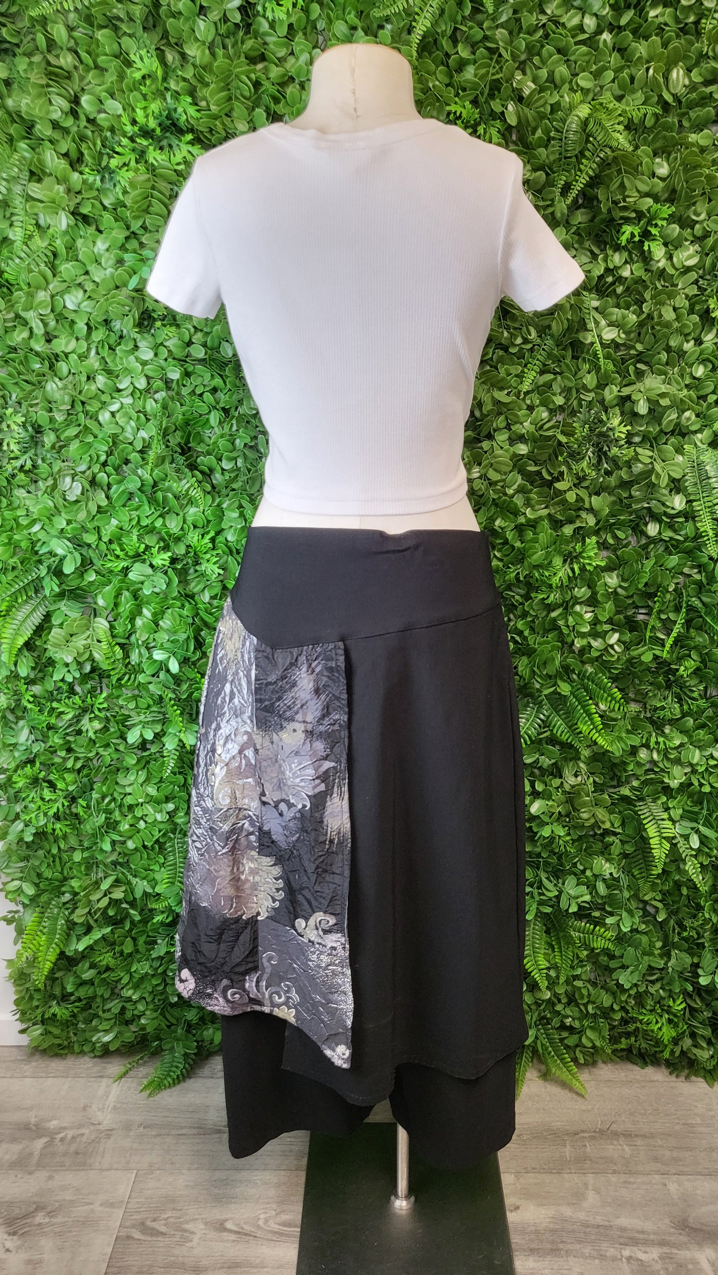 Parisian Road Black Pant Skirt (16)