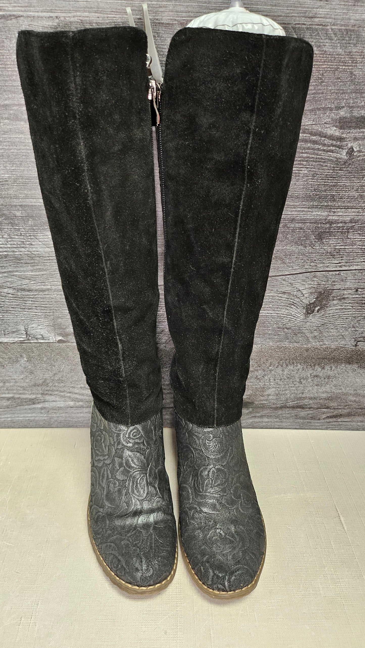 Bresley Black/Charcoal Textured Boot (37)