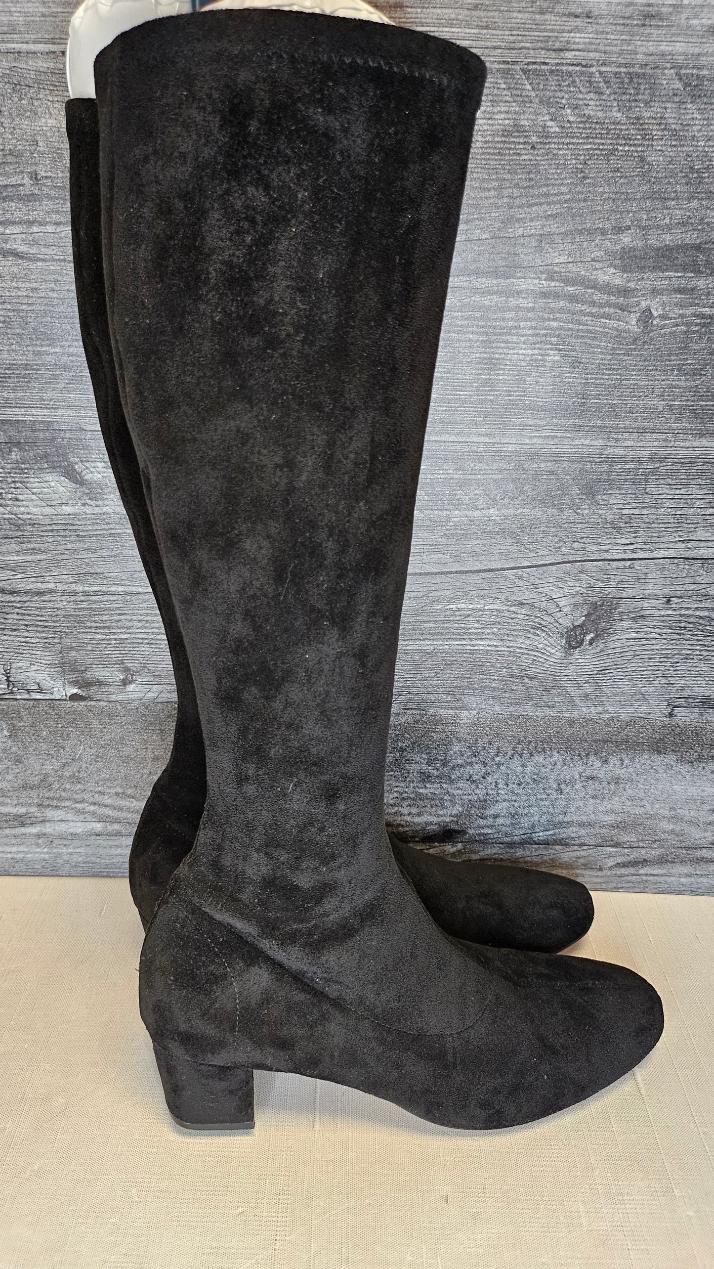 Django & Juliette Black Suede Boot (40)