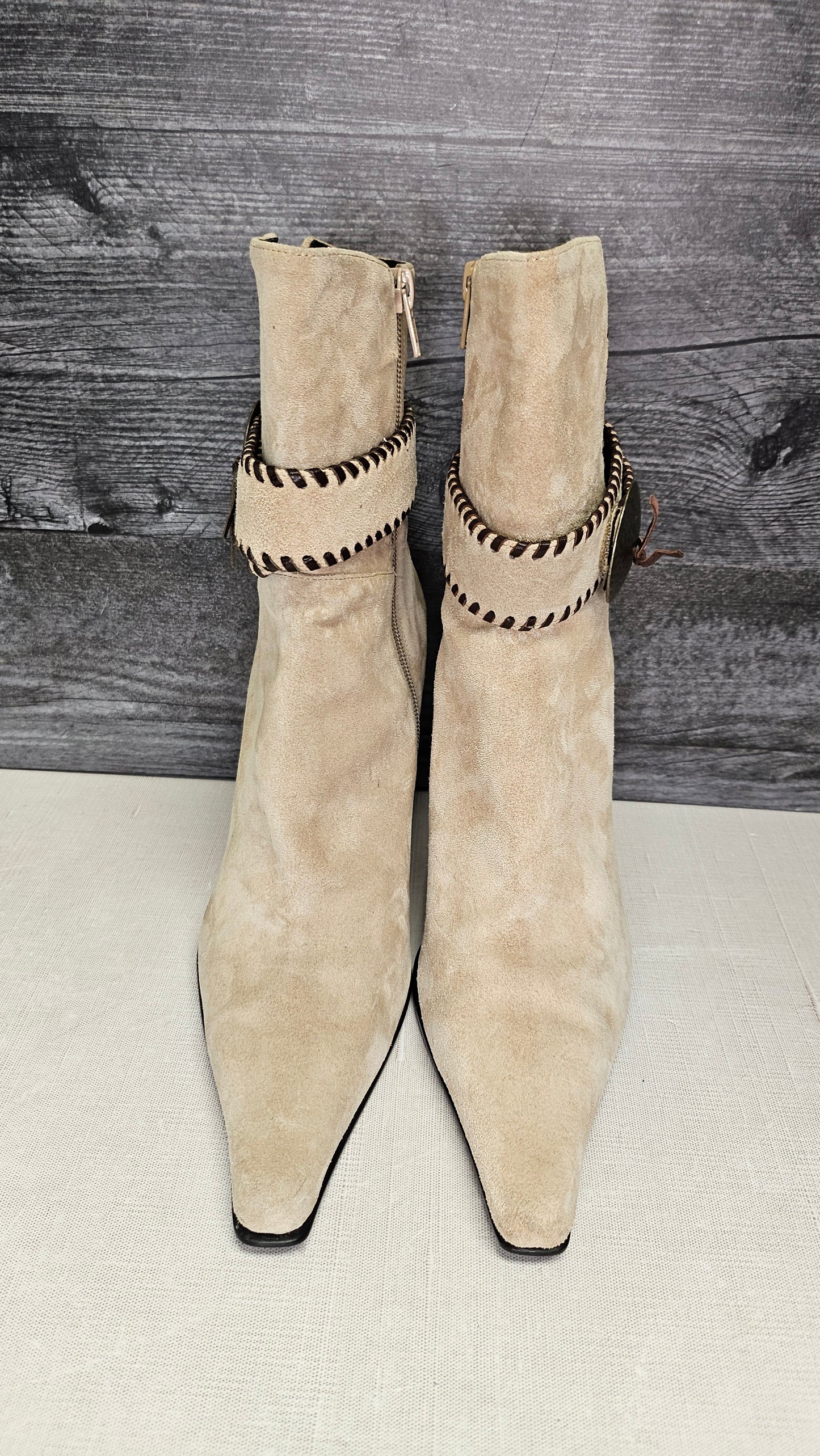 Sachi Sand Suede Boot (8.5)