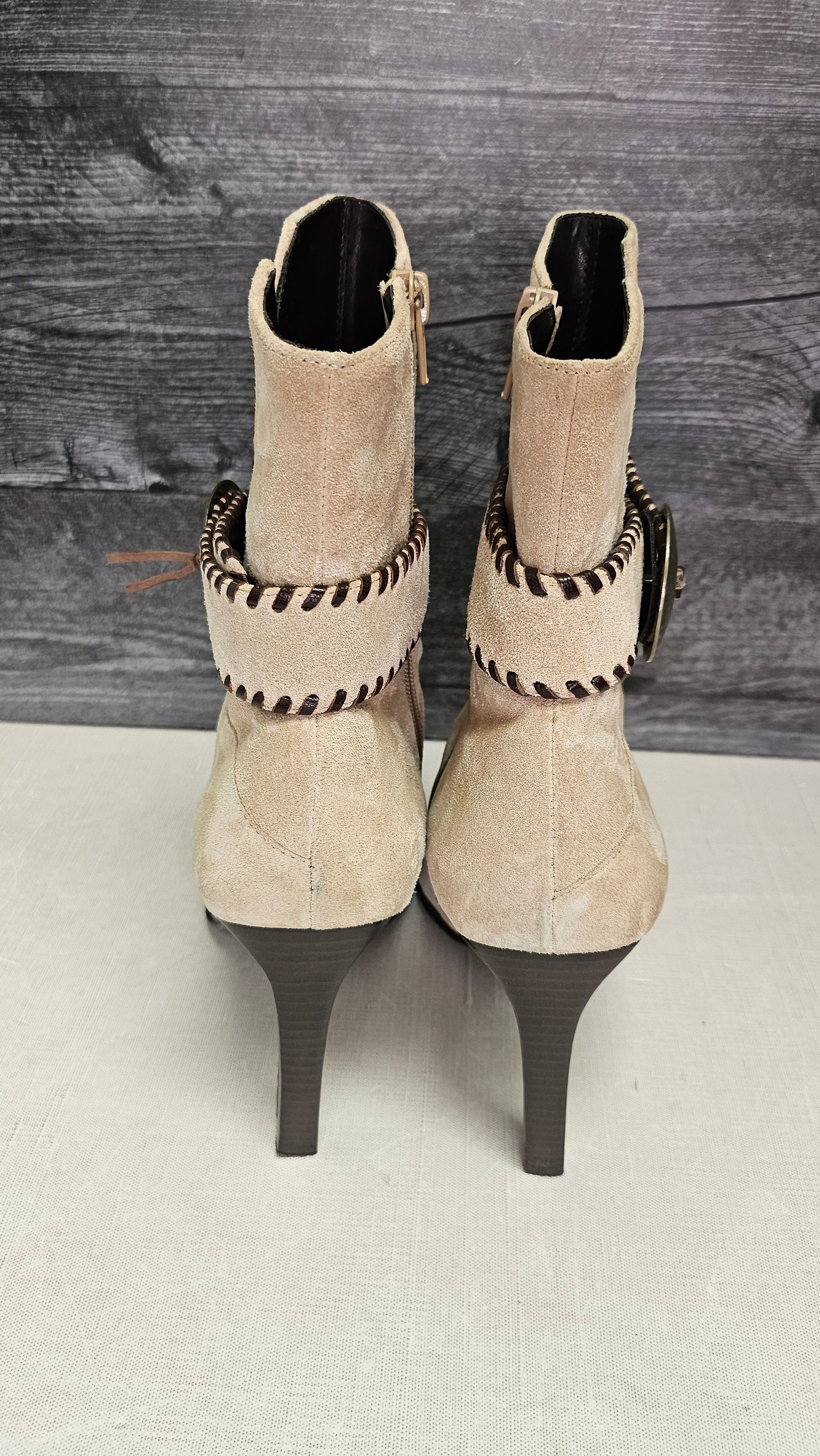 Sachi Sand Suede Boot (8.5)