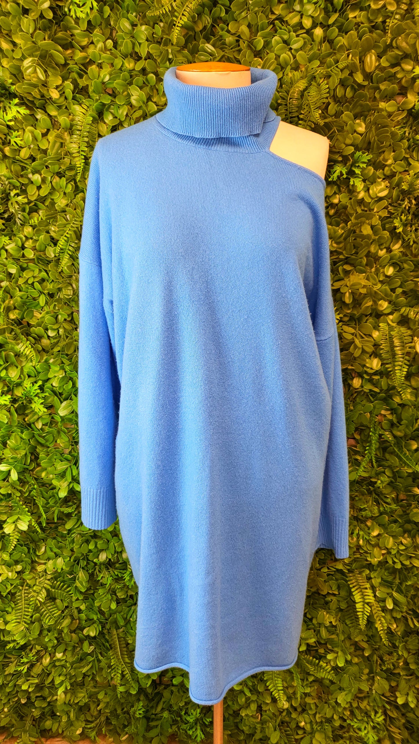 360 Cashmere Blue Joana Cashmere Turtleneck Dress (14)