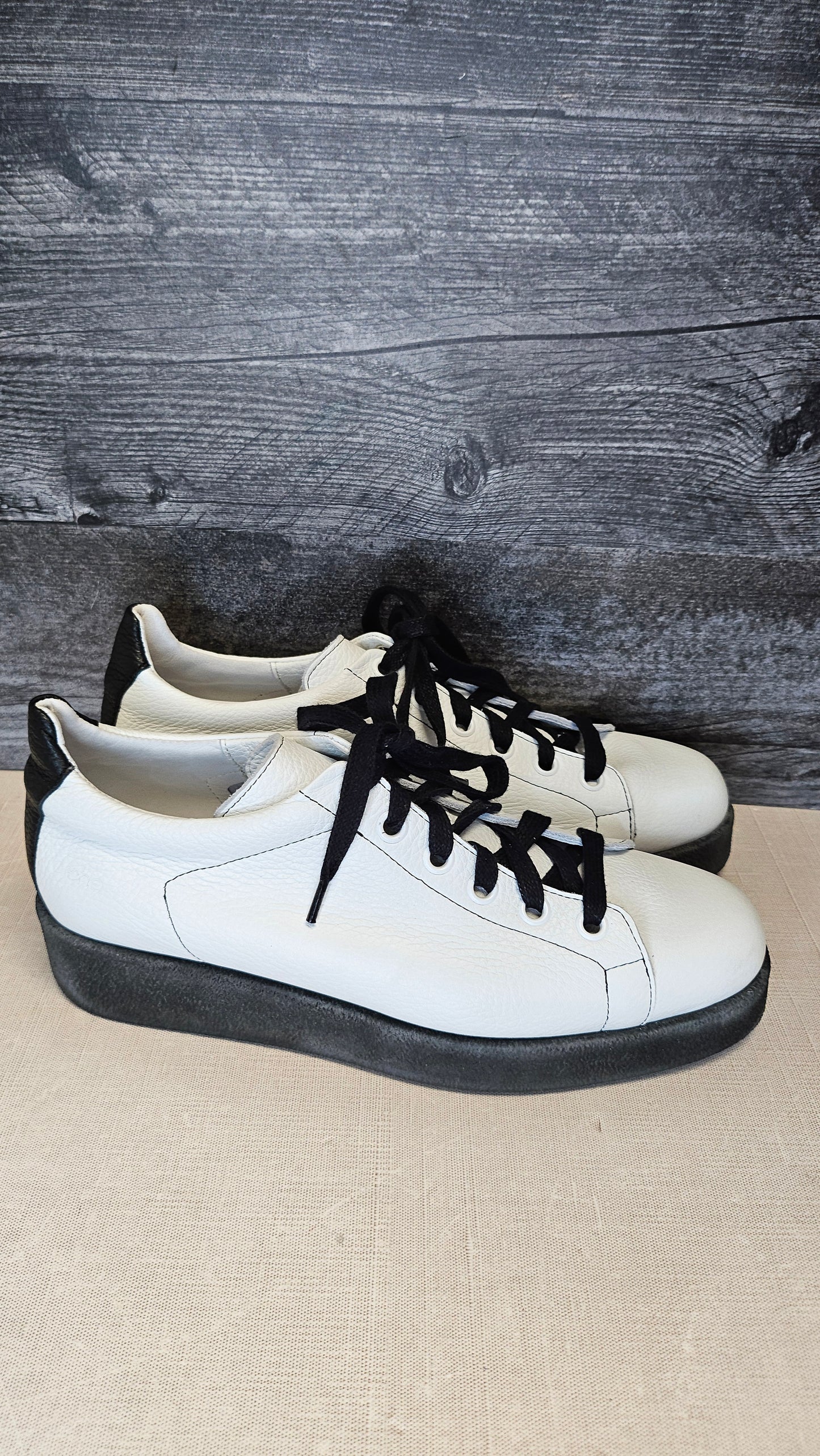 Arche White Comedy Sneaker (40)