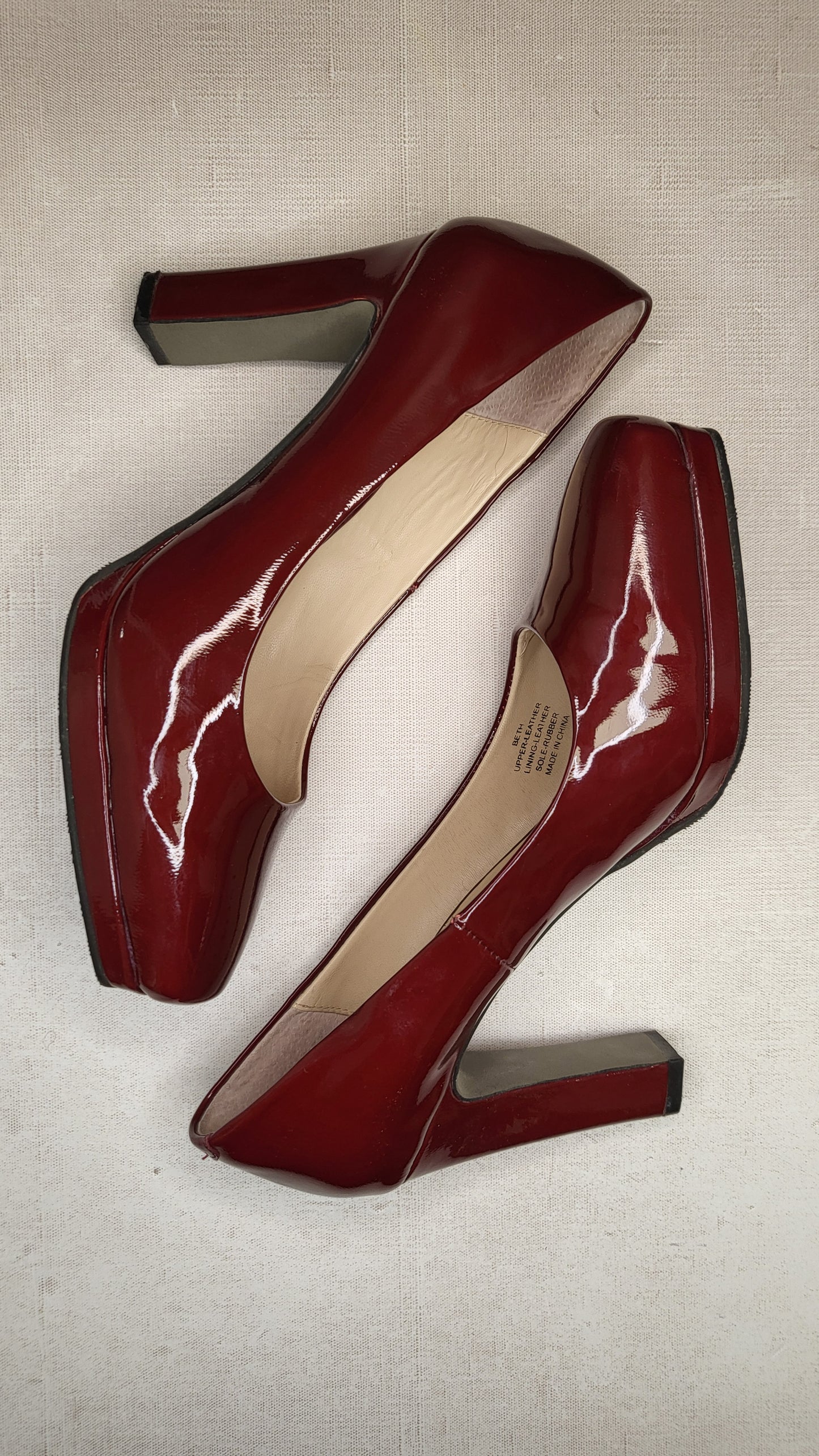 Mi Piaci Merlot Patent Heels (8.5)