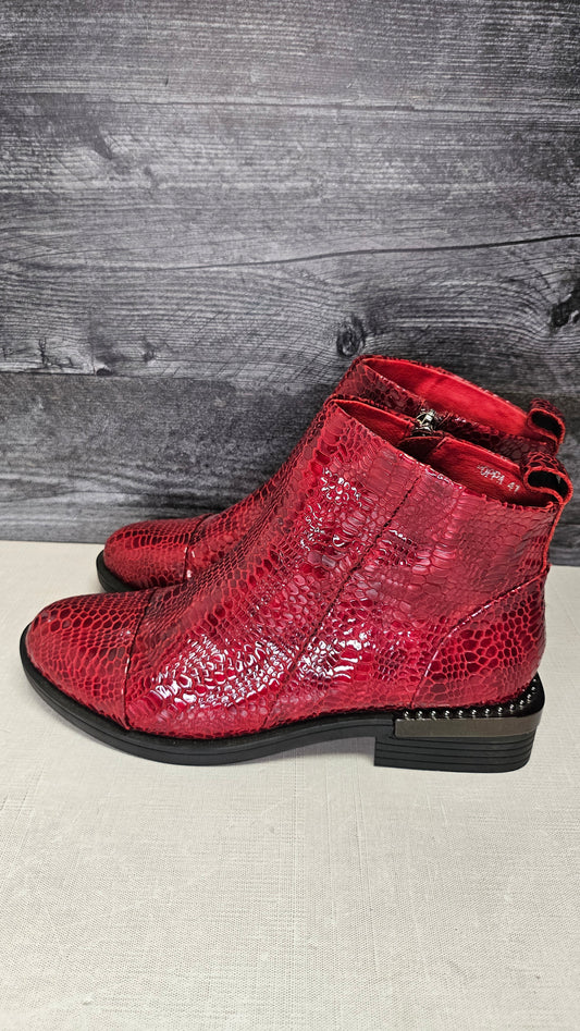 Minx Red Faux Croc Ankle Boot (41)