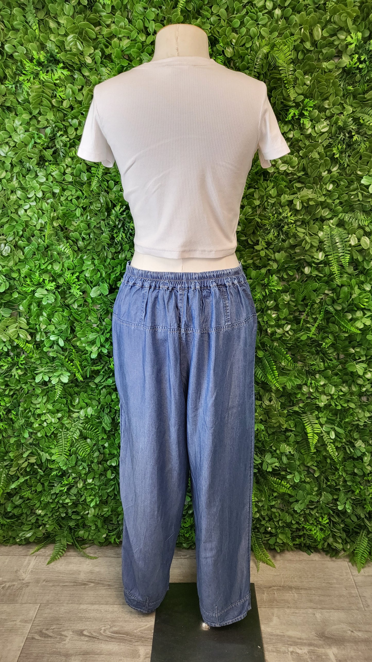 Neris Blue Chambray Pant (10)