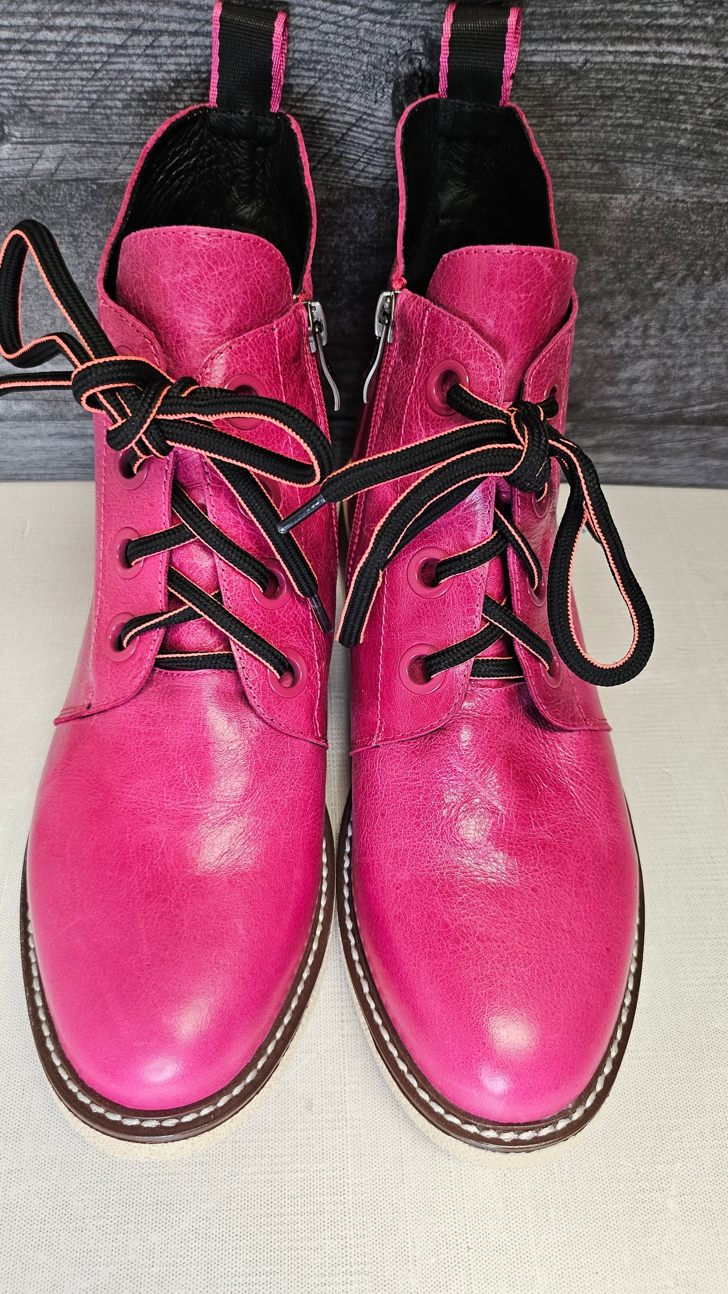 Bresley Pink Leather Boot NEW (38)