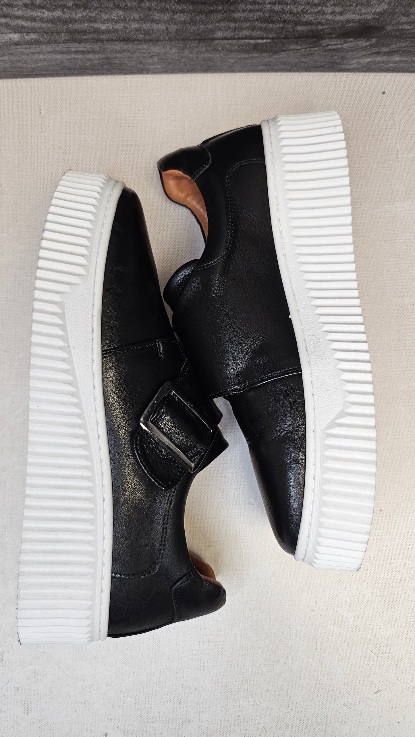 Sala Black Sneakers (38)