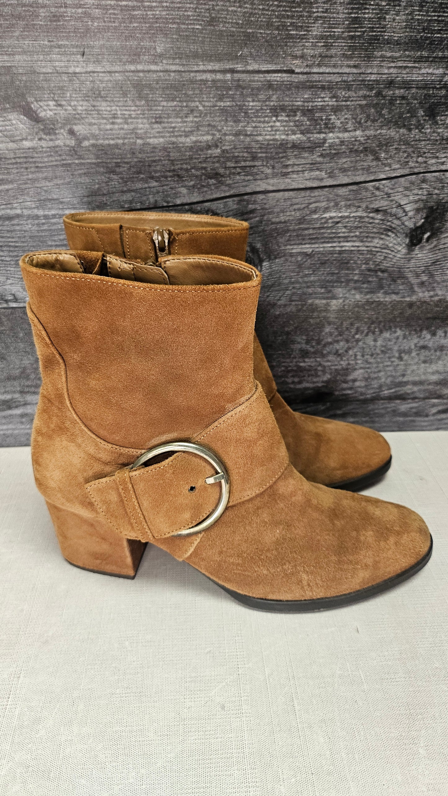 Gabor Tan Lush Ankle Boots (40)