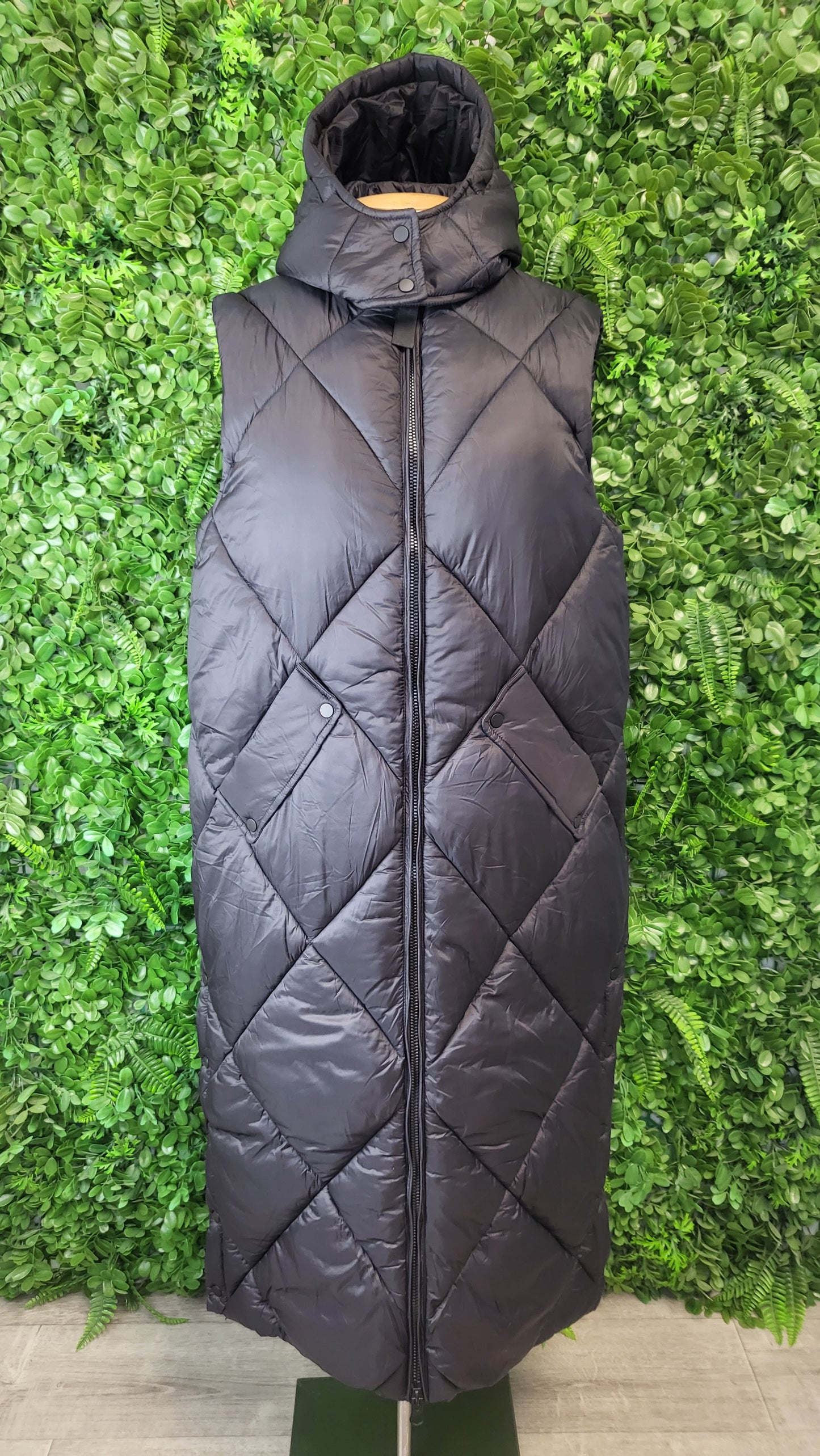 Active Black Longline Puffer Vest (10-12)