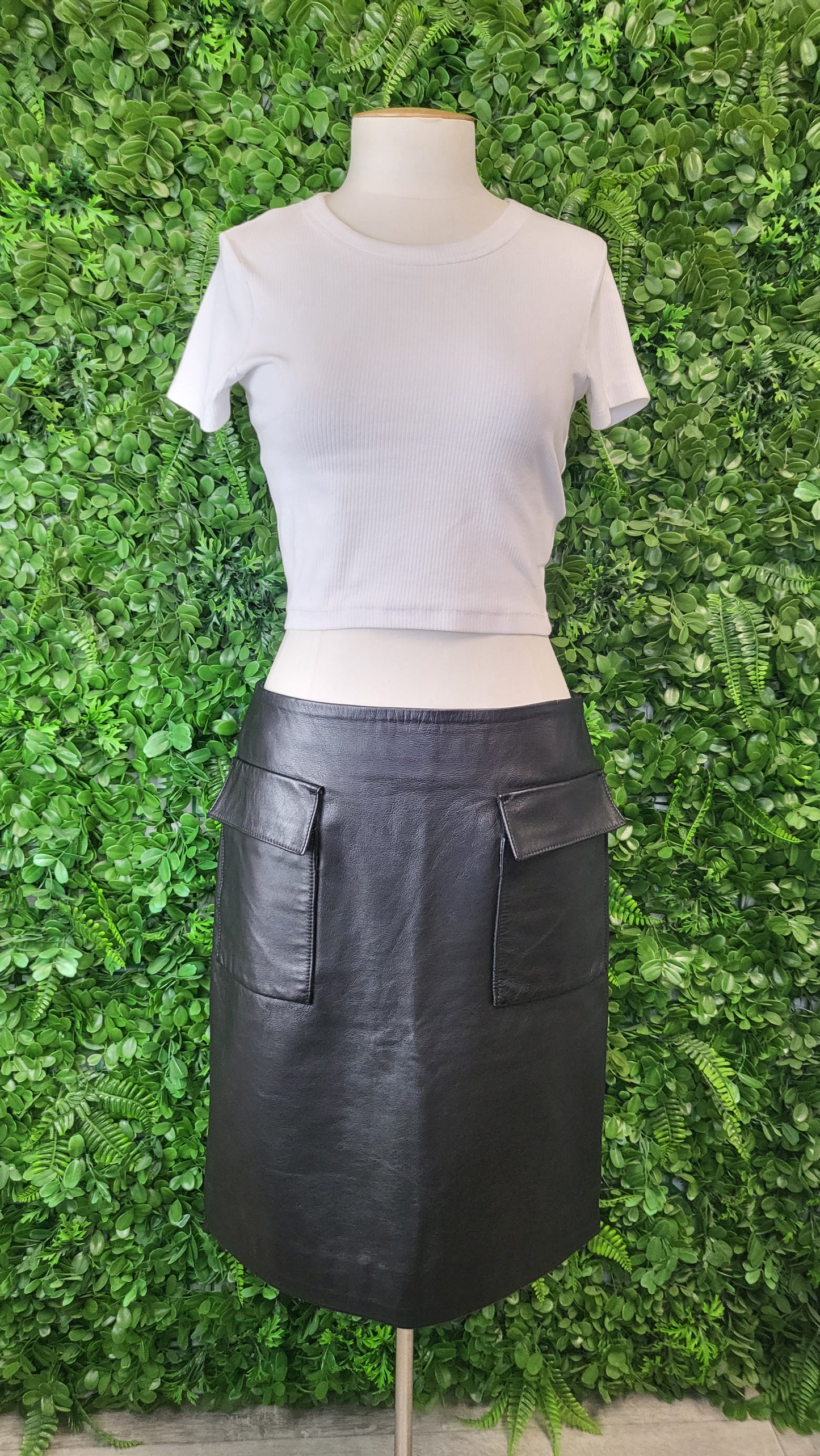 Redhead Black Leather Skirt (10)