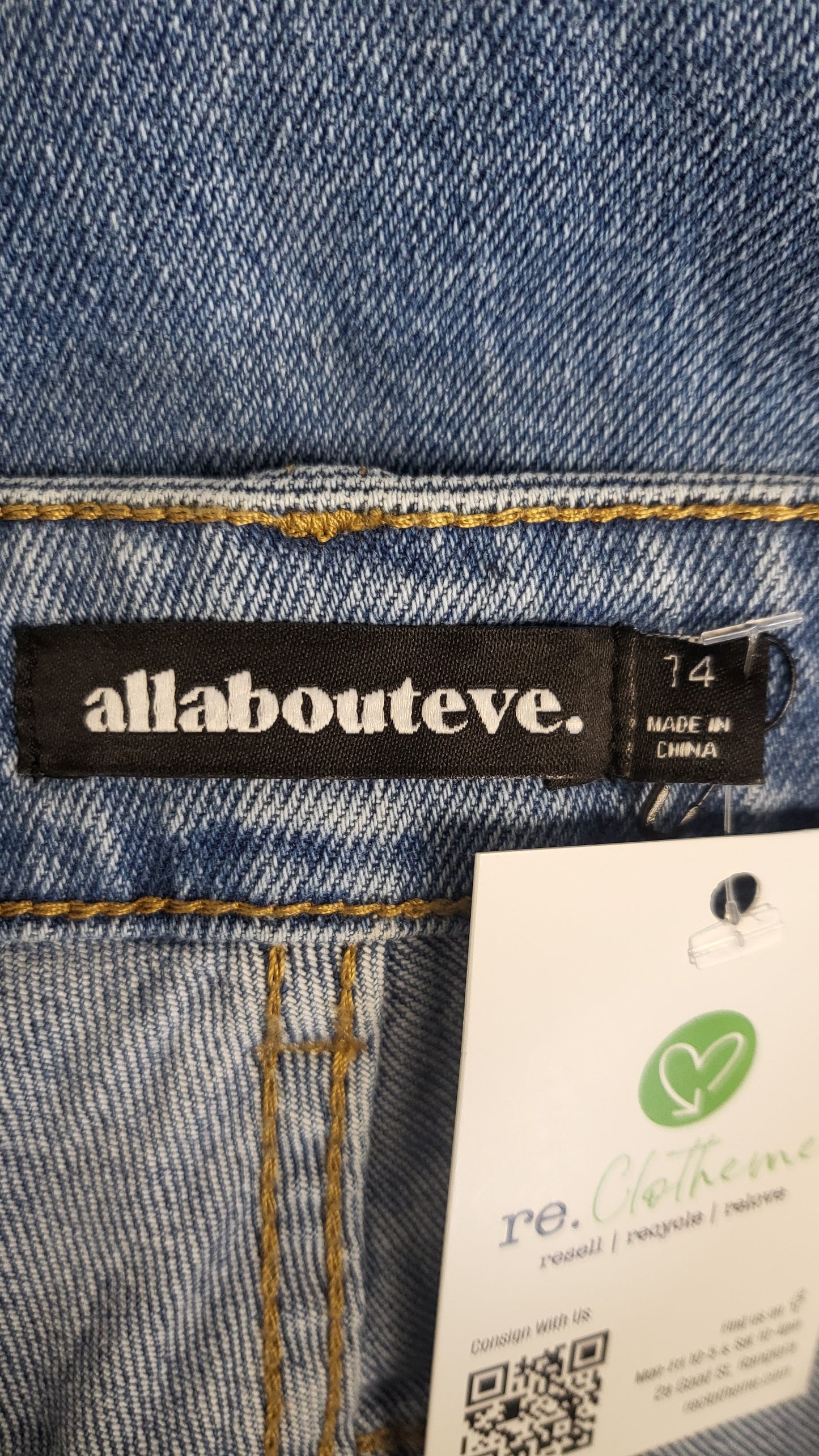 All About Eve Light Wash Wide Leg Jean (14)