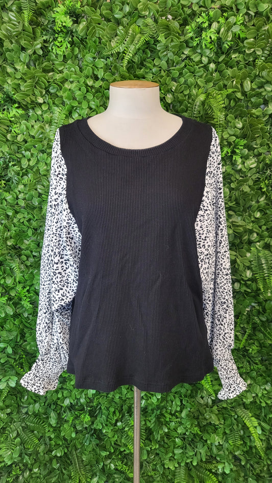 Charlo Animal Print Contrast Top (10)