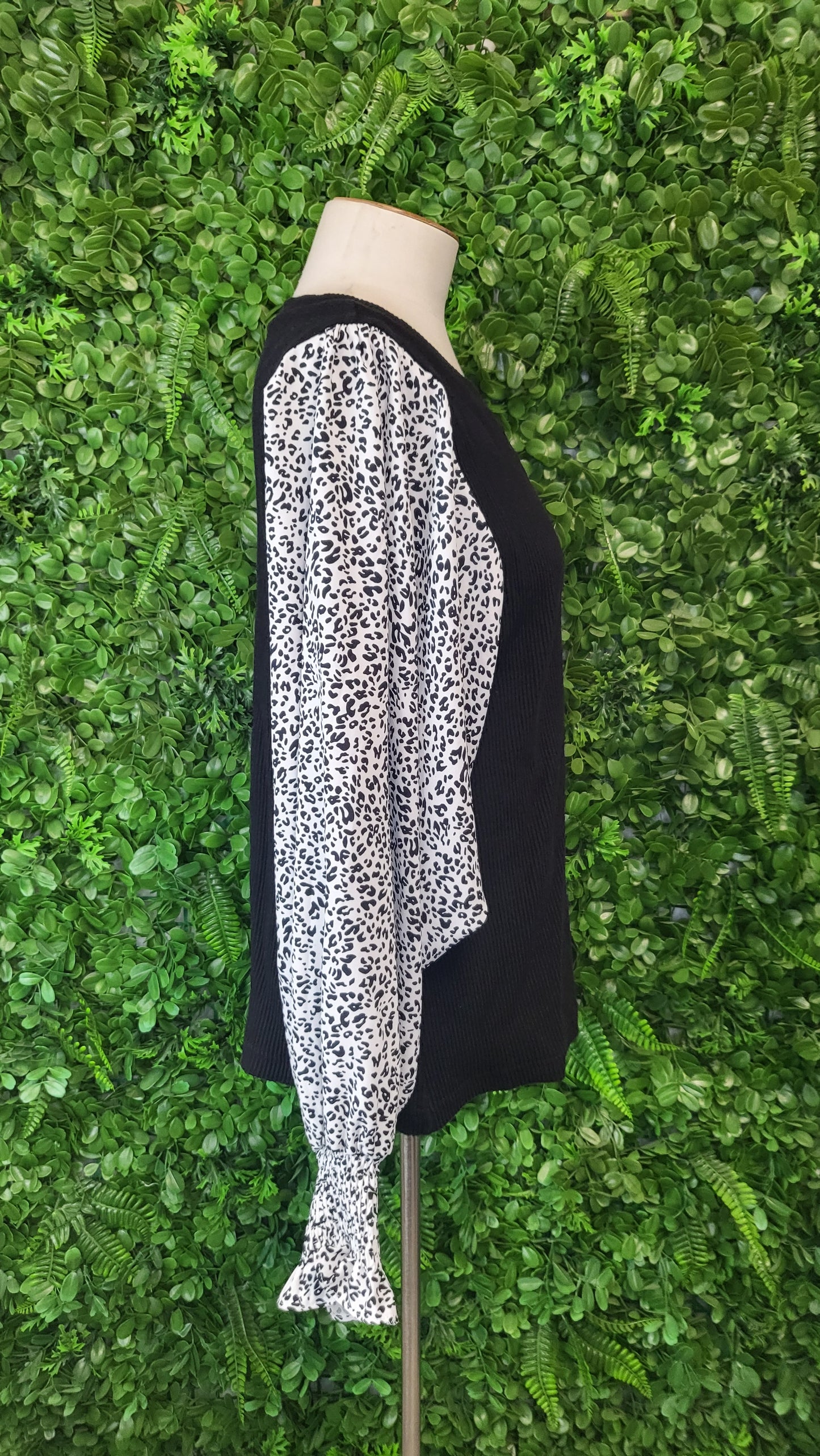 Charlo Animal Print Contrast Top (10)