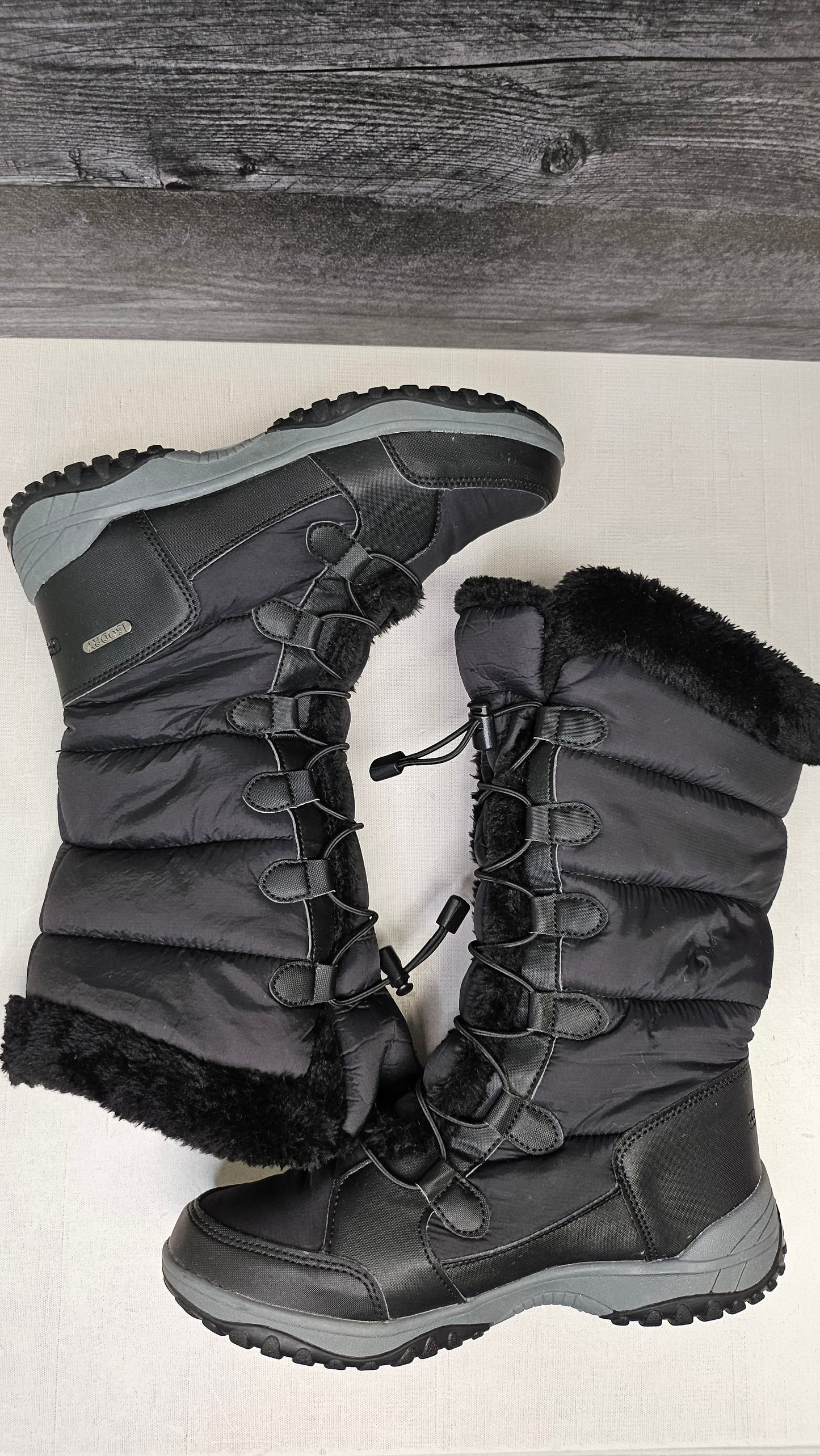 Mountain Warehouse Black Thinsulate Boots (40)