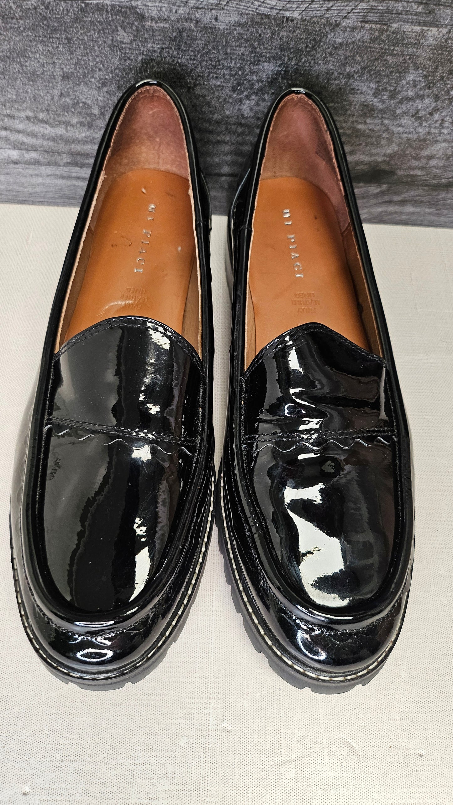 Mi Piaci Black Patent Loafer (42)