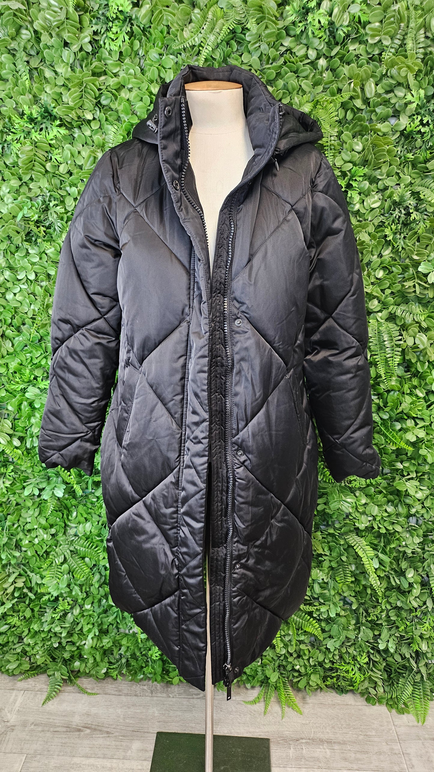 Decjuba Black Longline Puffer (10-12)