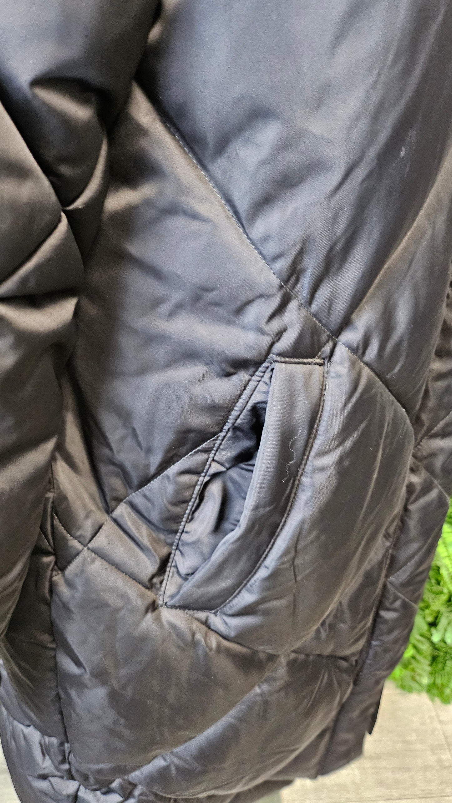 Decjuba Black Longline Puffer (10-12)