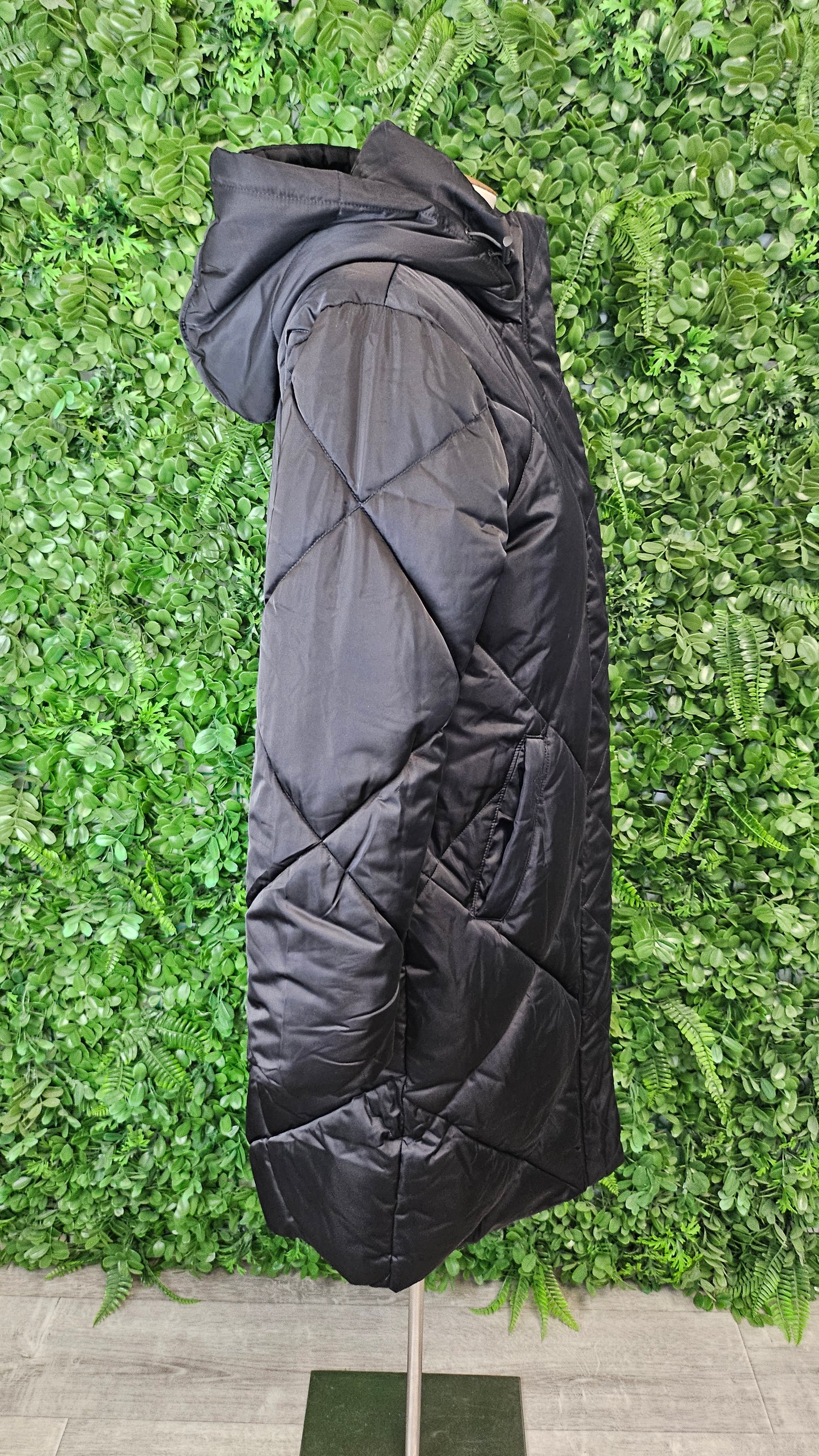Decjuba Black Longline Puffer (10-12)