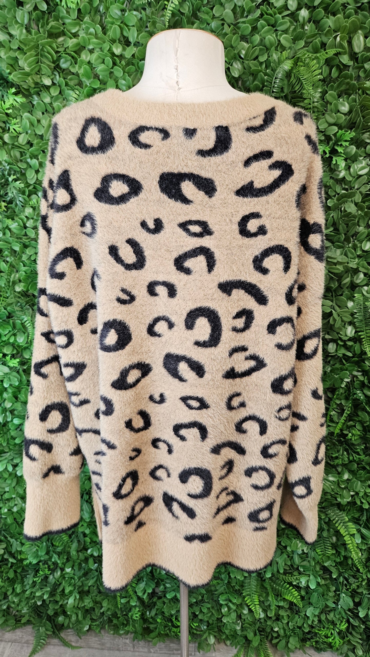Foxwood Leopard Print Fluffy Knit (16)