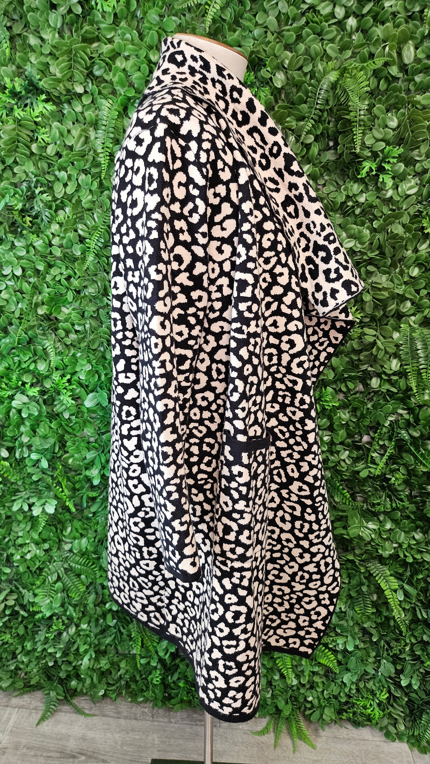 Eb&Ive Animal Wrap Cardigan OSFM