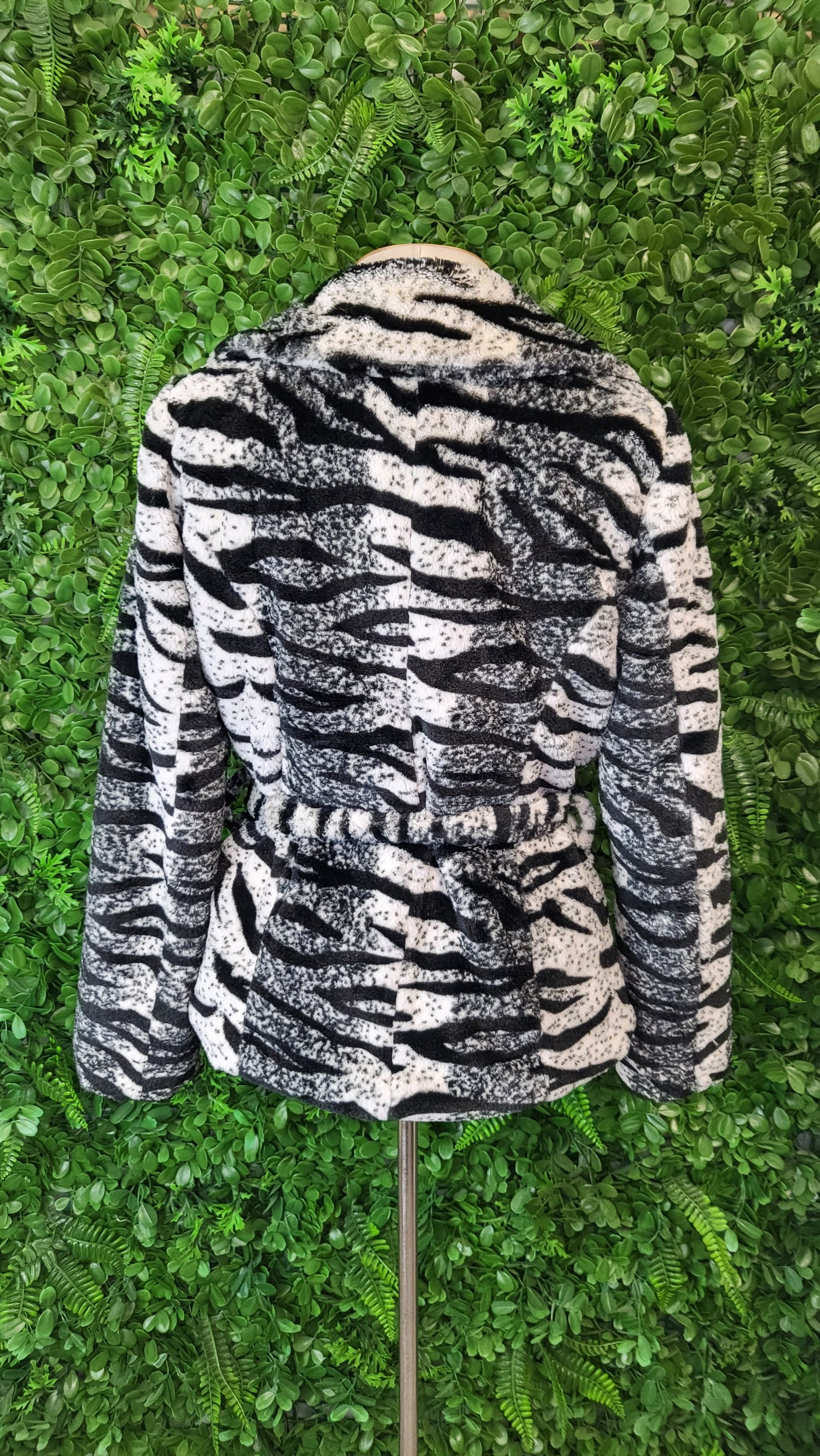UBU Animal Print Faux Fur Jacket (10)