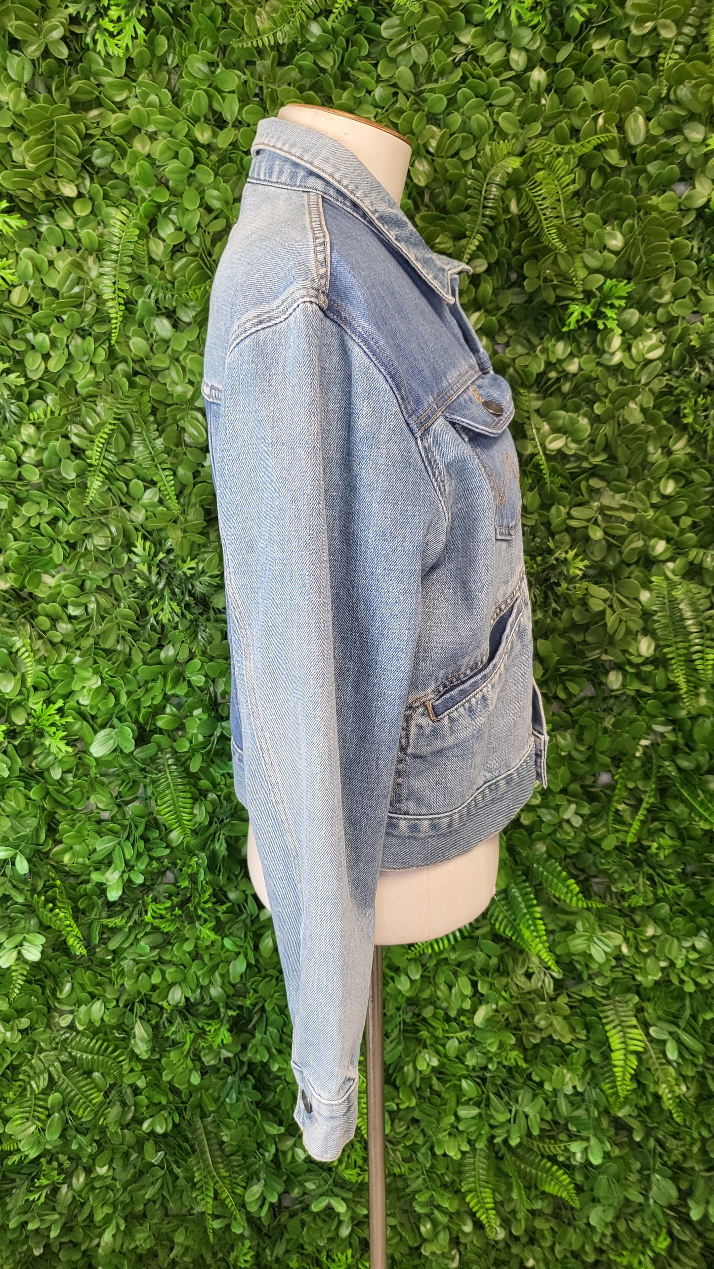 Wrangler Washed Western Denim Jacket (10)
