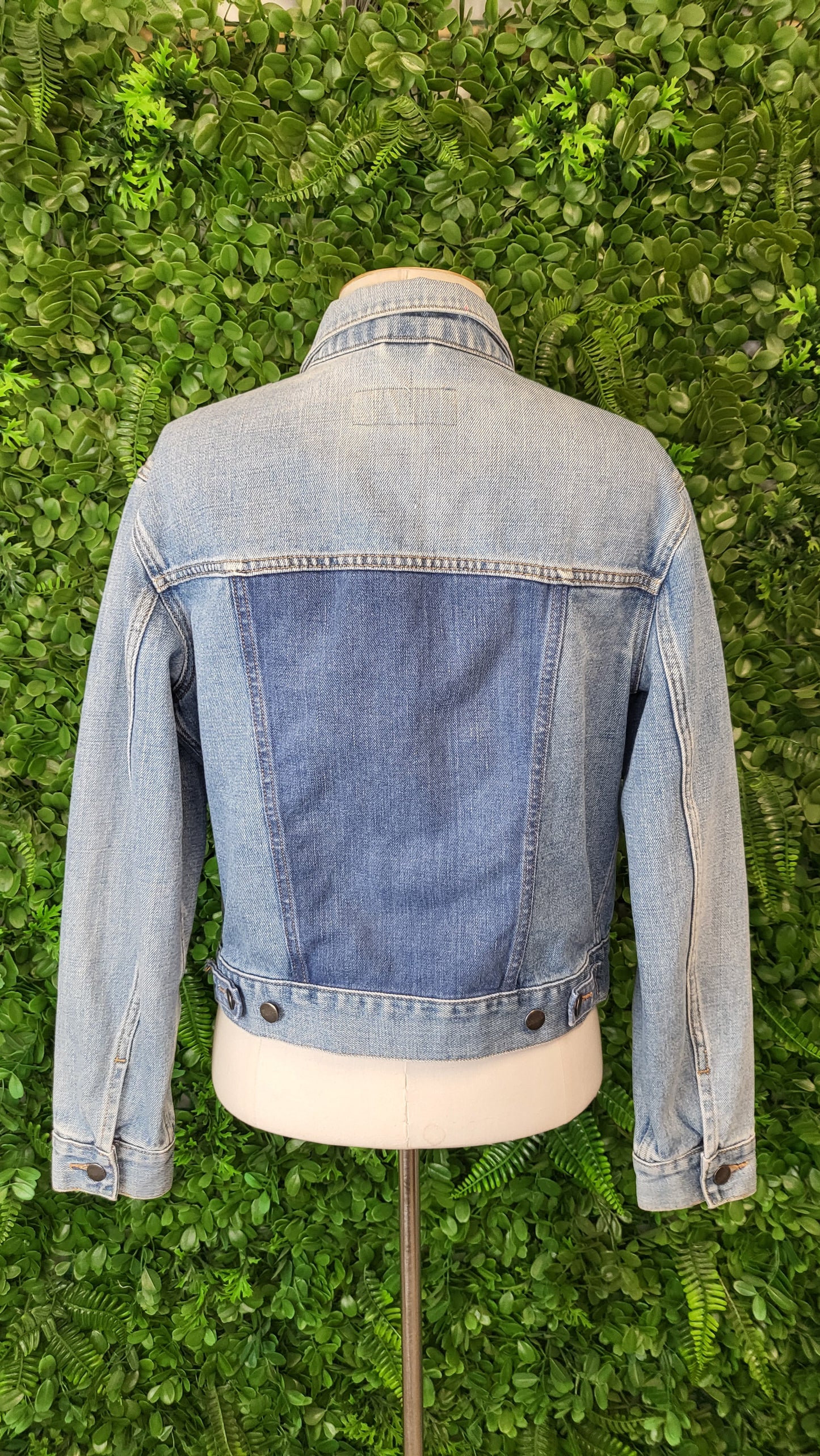 Wrangler Washed Western Denim Jacket (10)