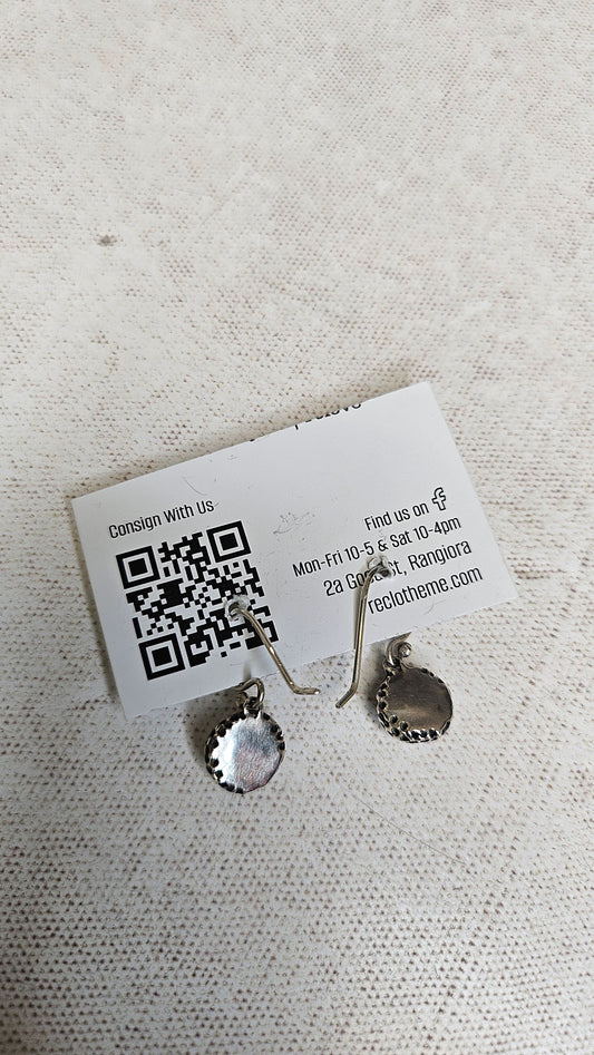 Louise Douglas Silver Mini Kina Drops