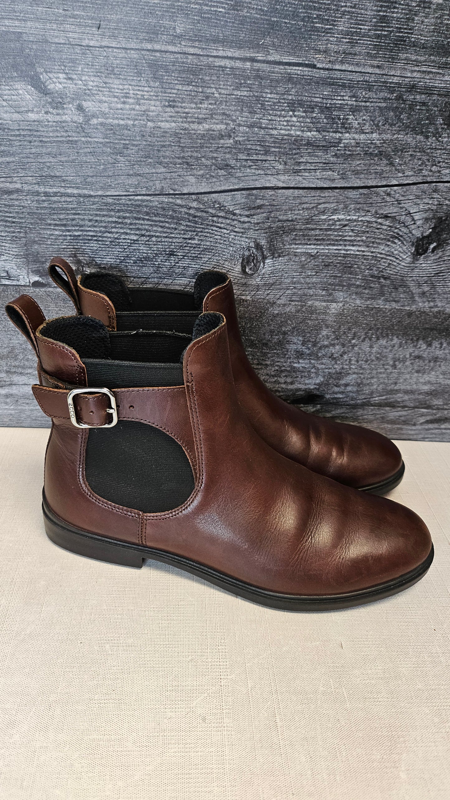 Ecco Brown Dodger Leather Boot (39)